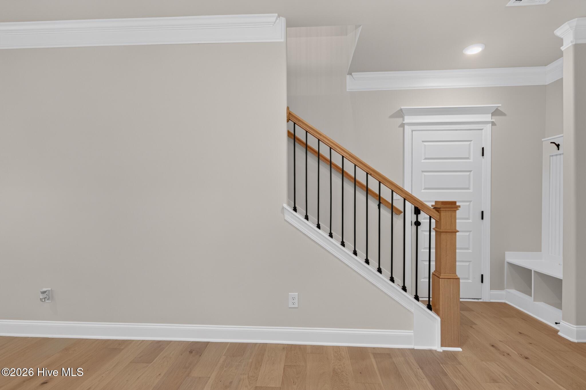 437 Woodlawn Street Property Photo 12