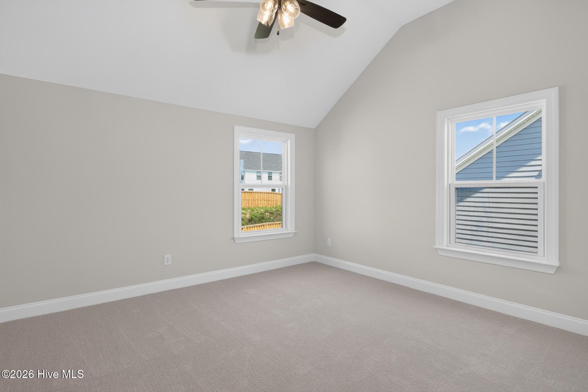 437 Woodlawn Street Property Photo 24