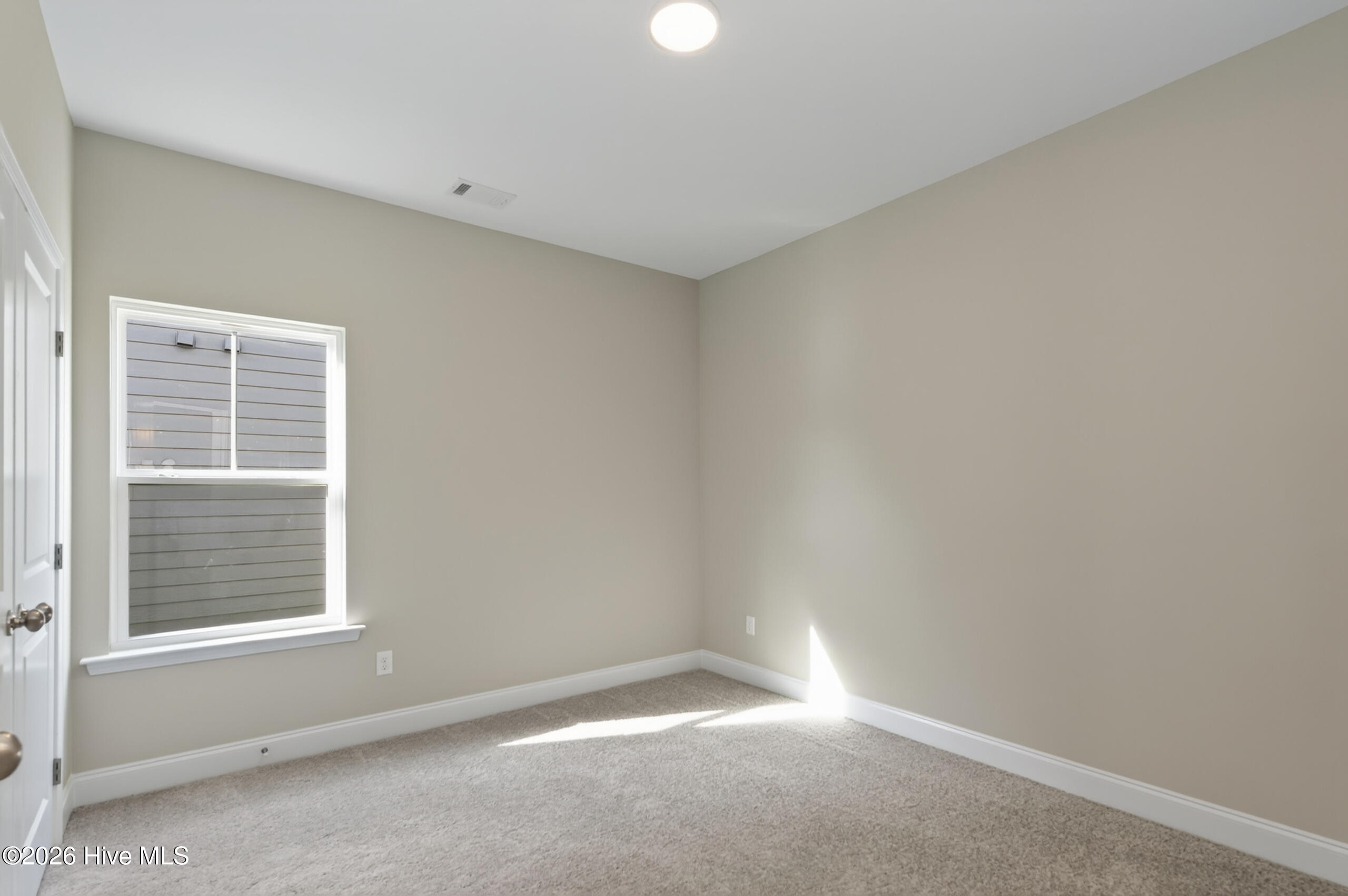 605 Pherson Street Property Photo 8