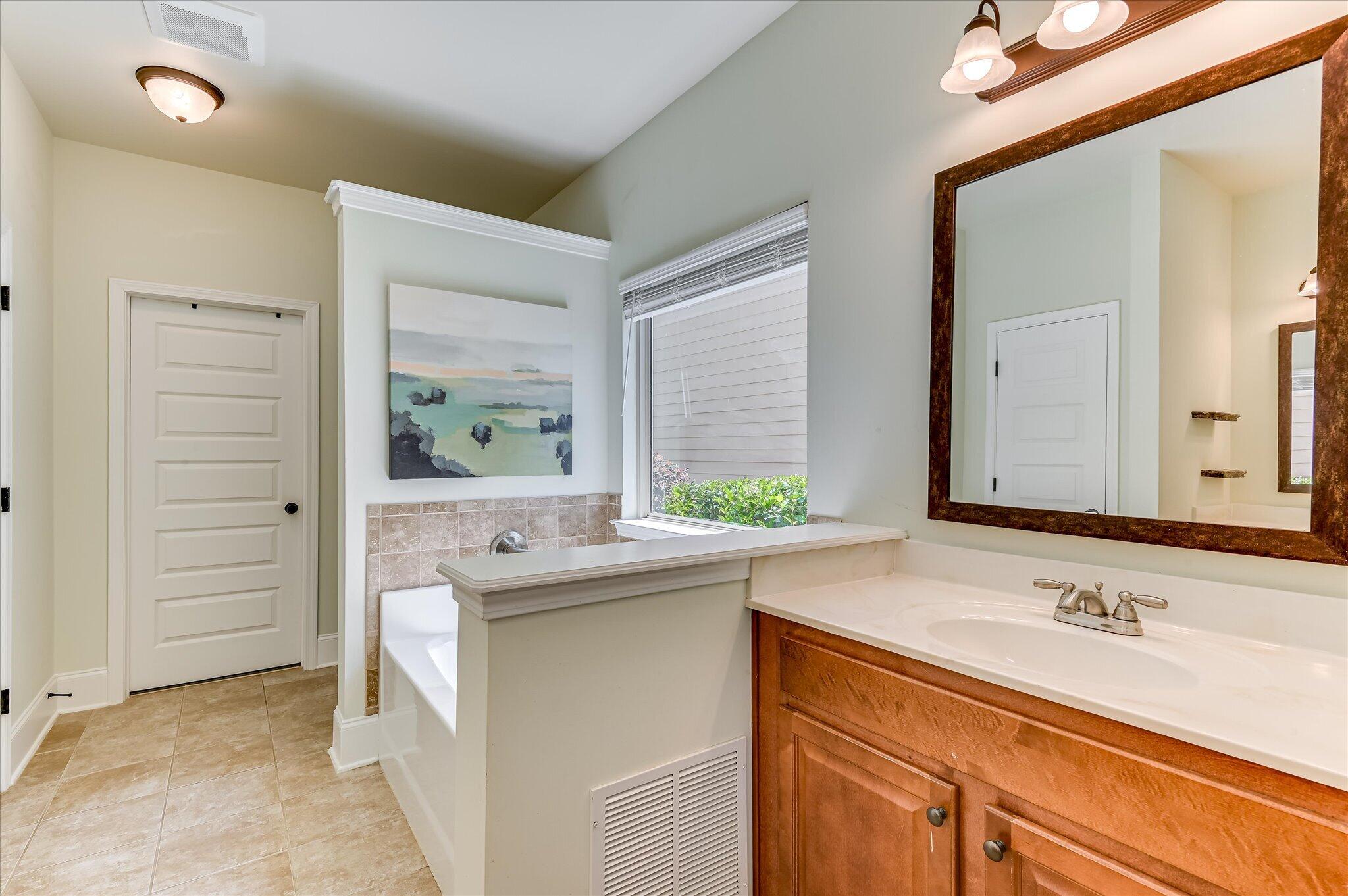 2458 Sunflower Drive Property Photo 34