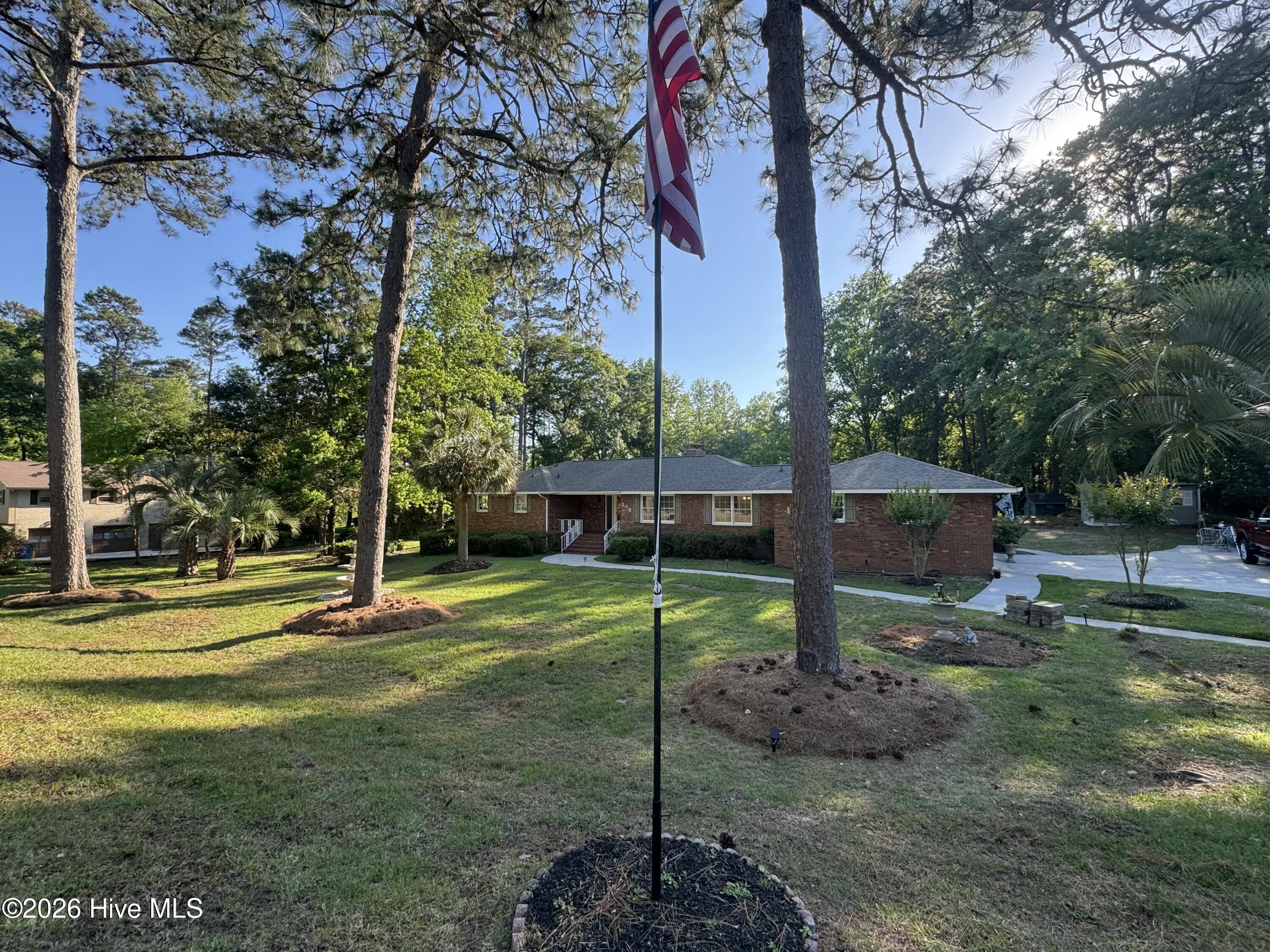 205 Lakeside Drive Property Photo 2
