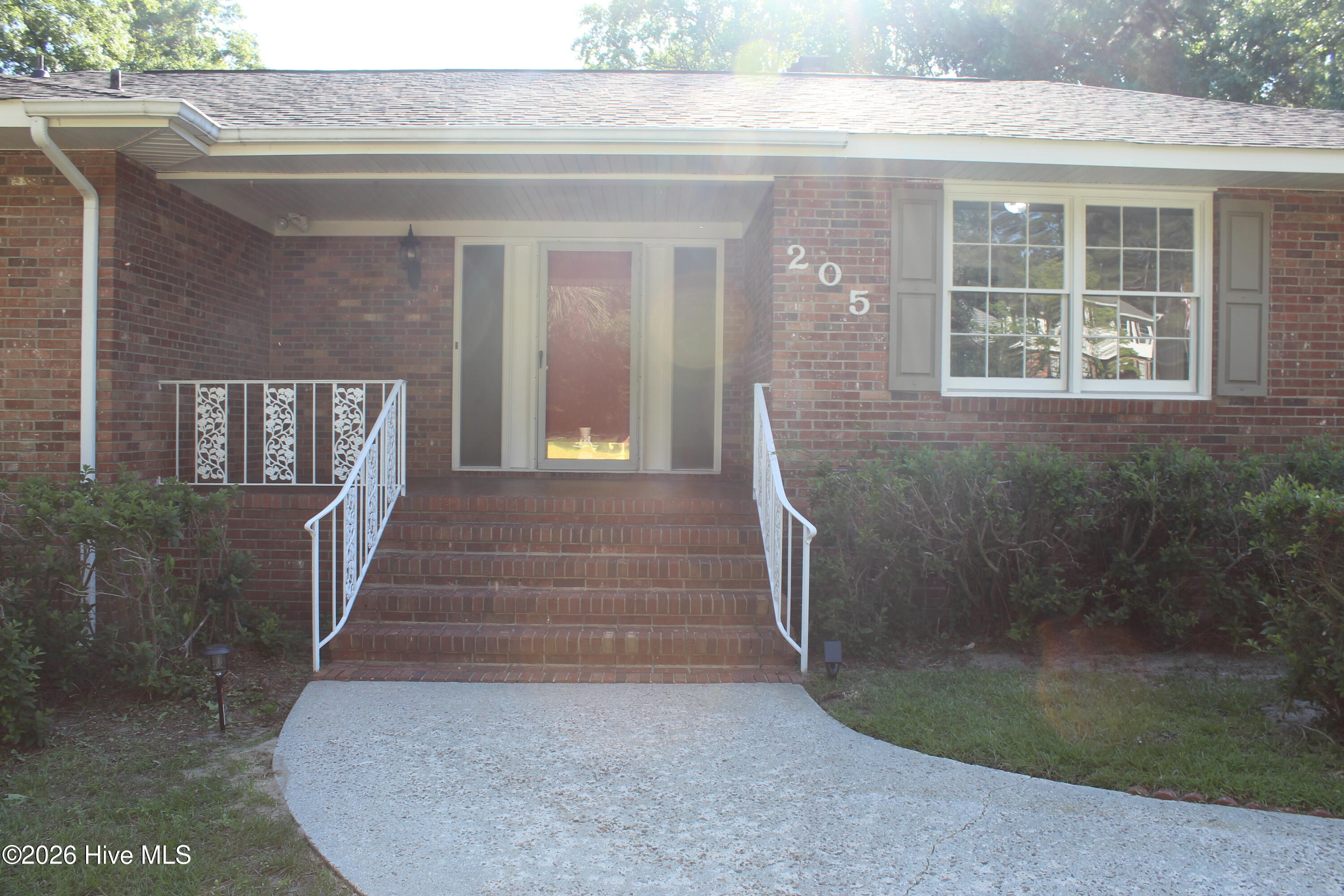 205 Lakeside Drive Property Photo 3