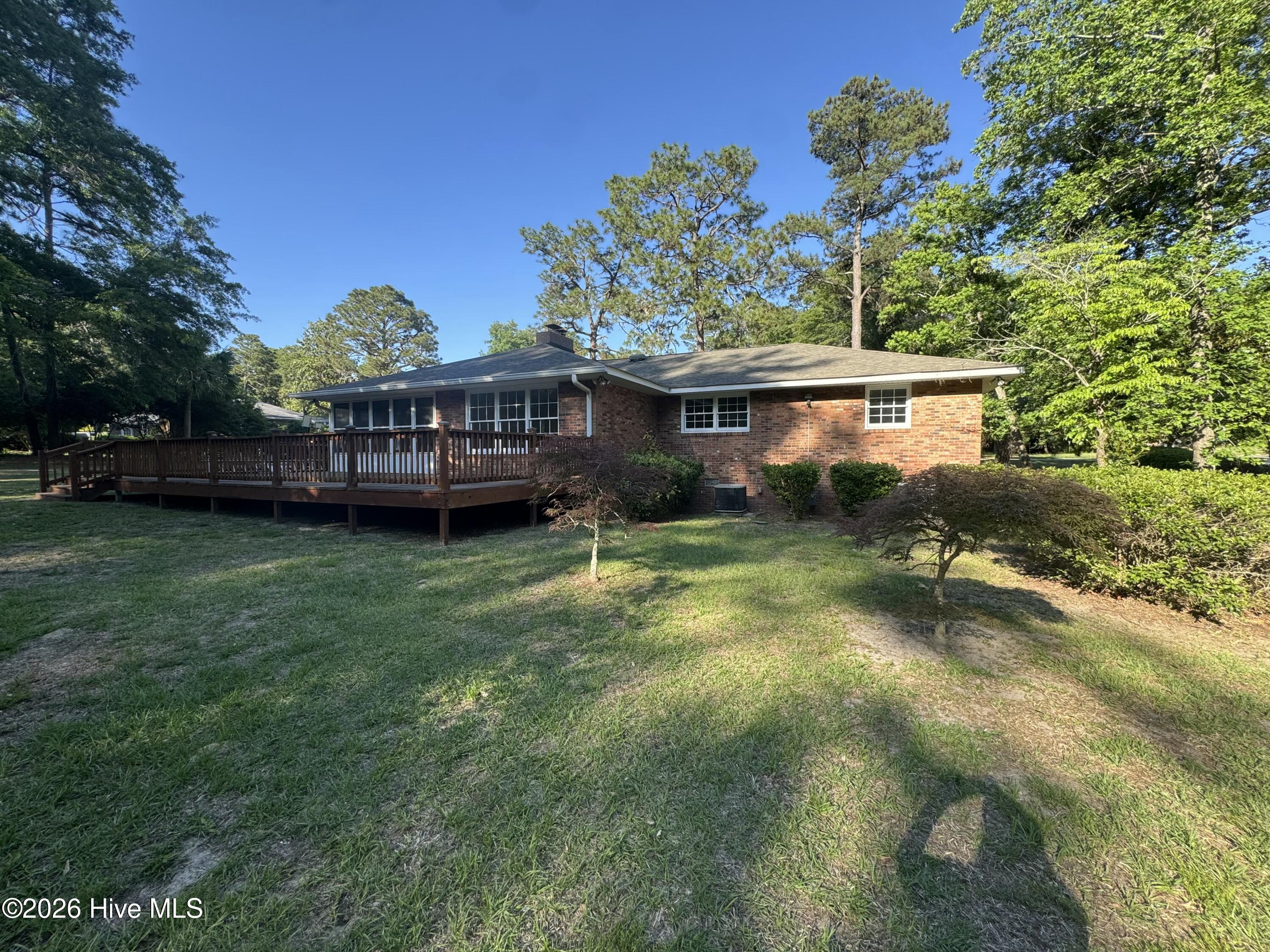 205 Lakeside Drive Property Photo 11
