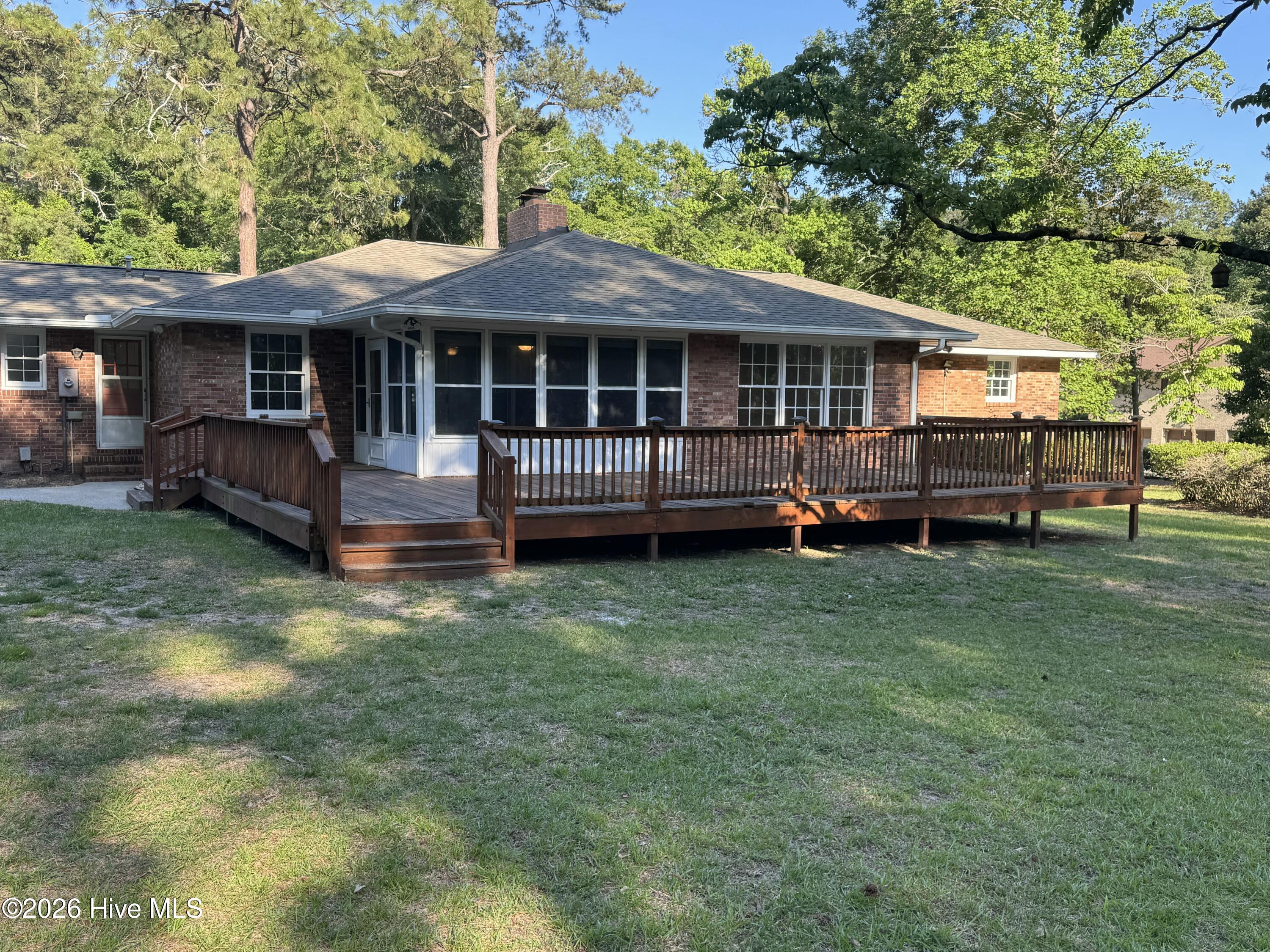 205 Lakeside Drive Property Photo 12