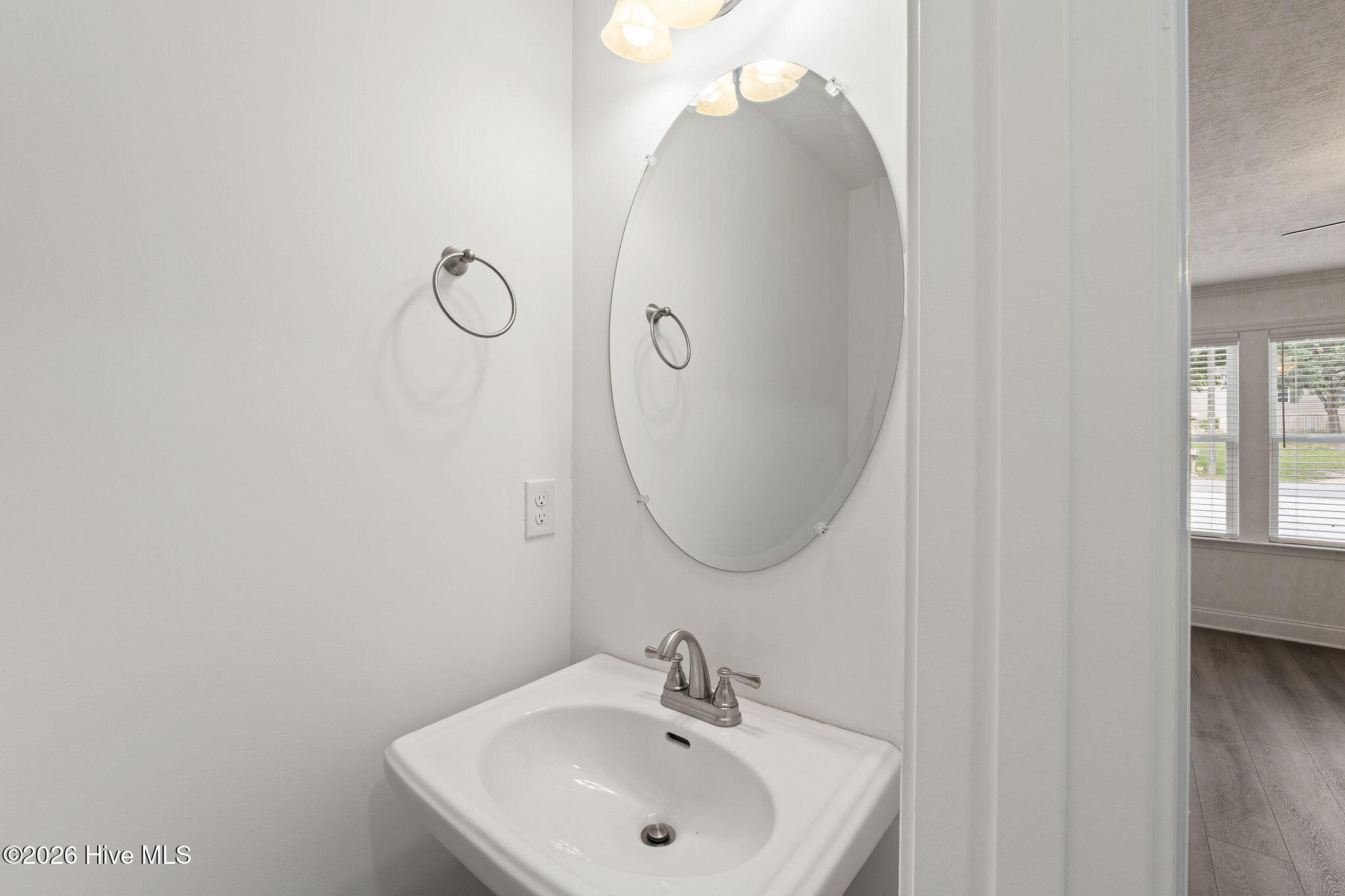 600 Williams Street Property Photo 6