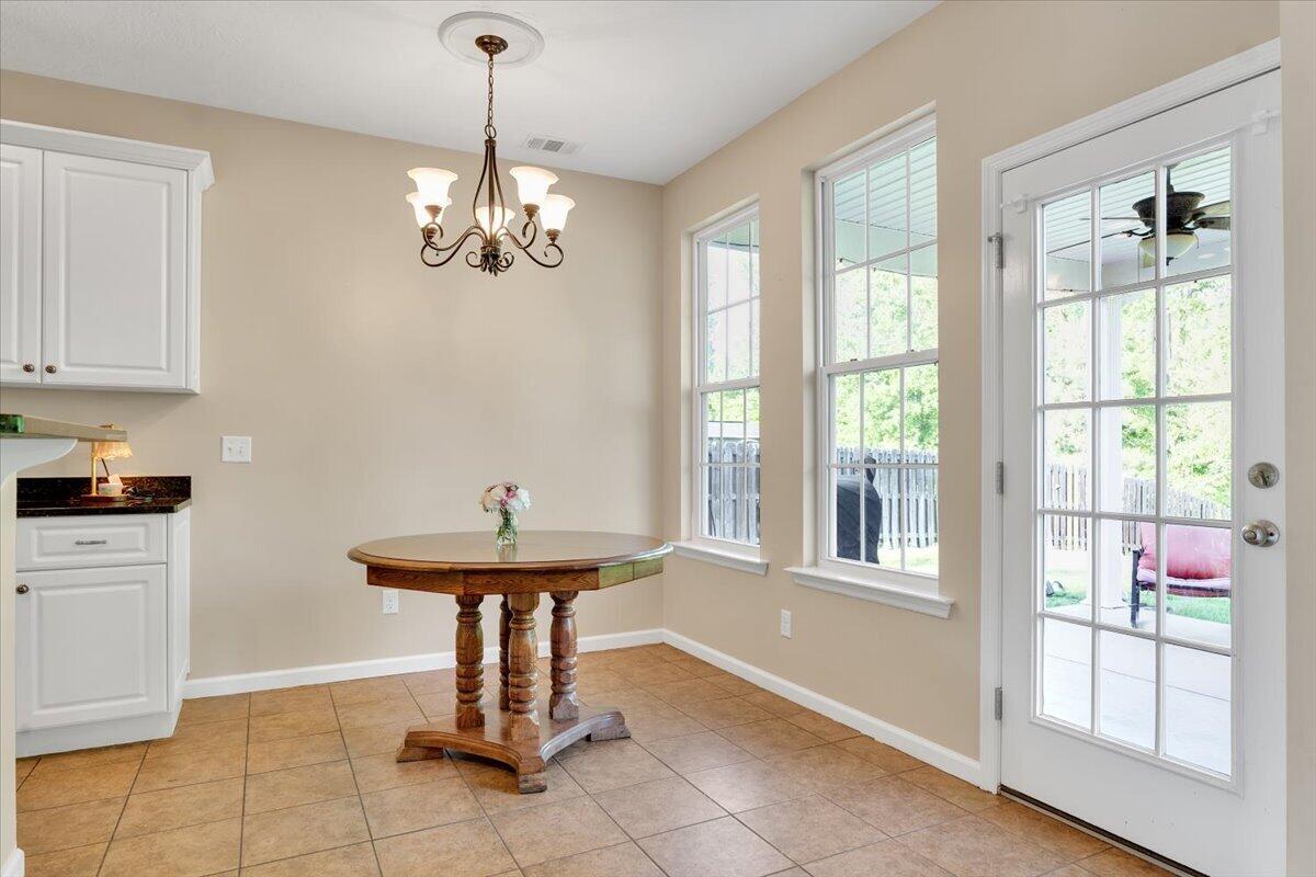 4033 Ellington Drive Property Photo 10
