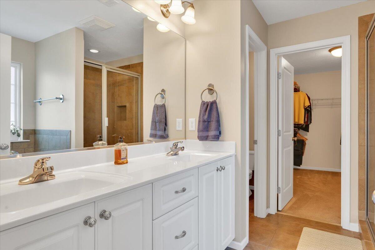 4033 Ellington Drive Property Photo 20