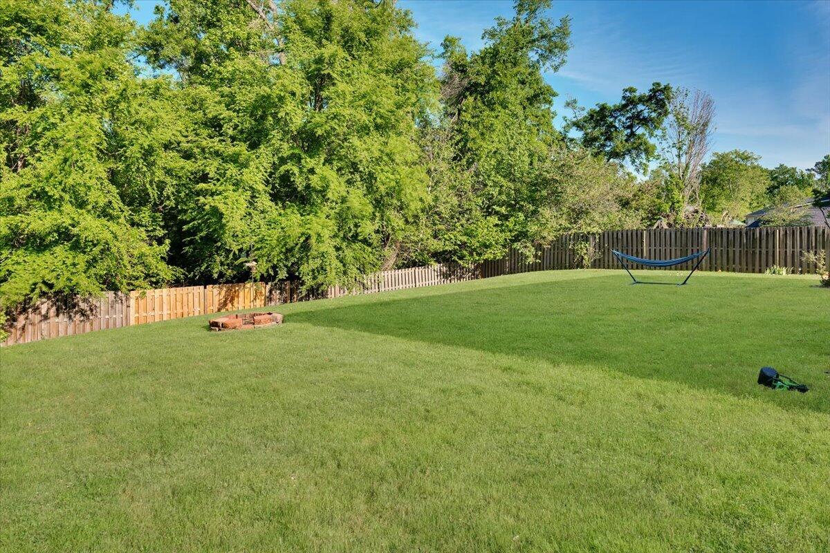 4033 Ellington Drive Property Photo 30