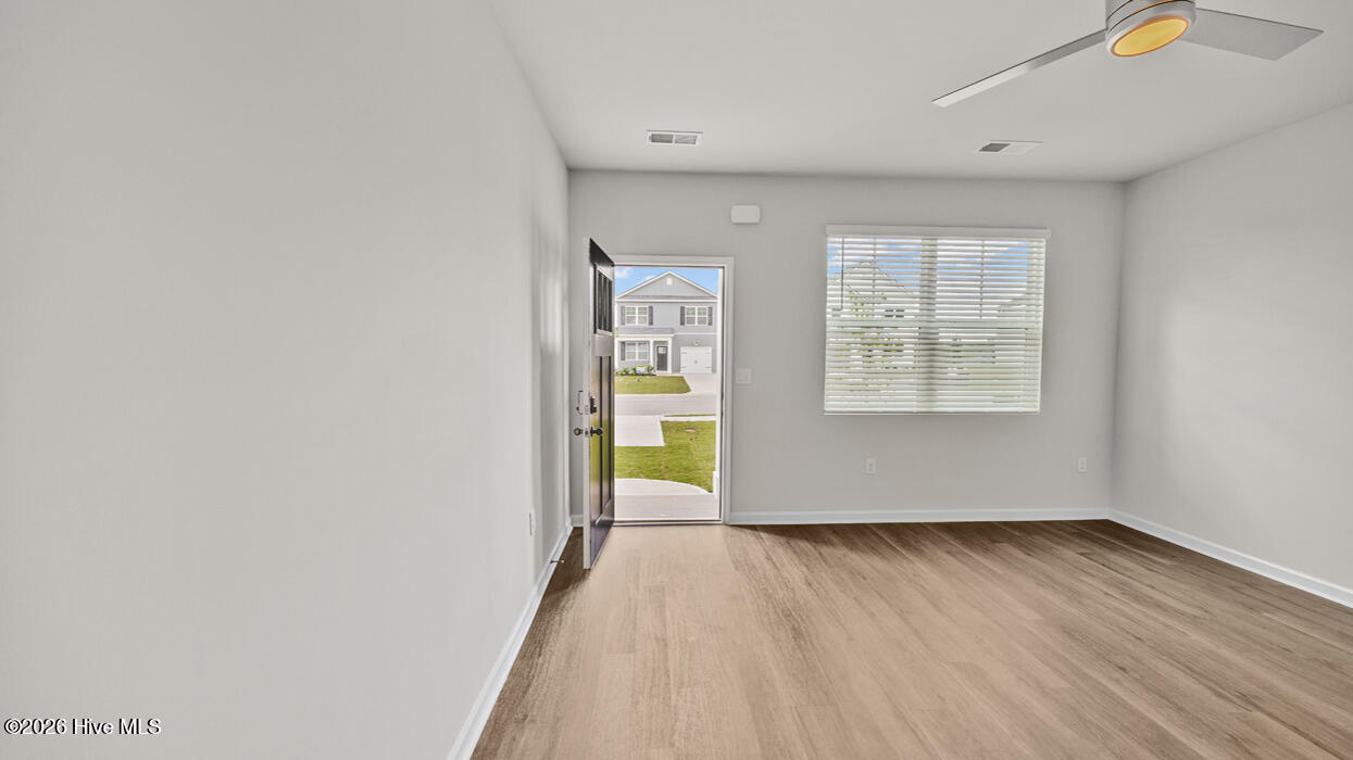 2031 Signal Hill Court Property Photo 5