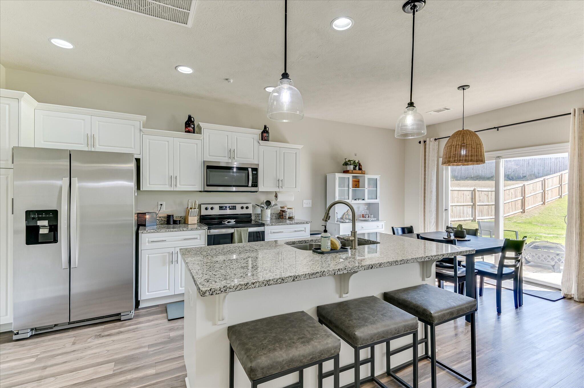 8072 Cozy Knoll Property Photo 17