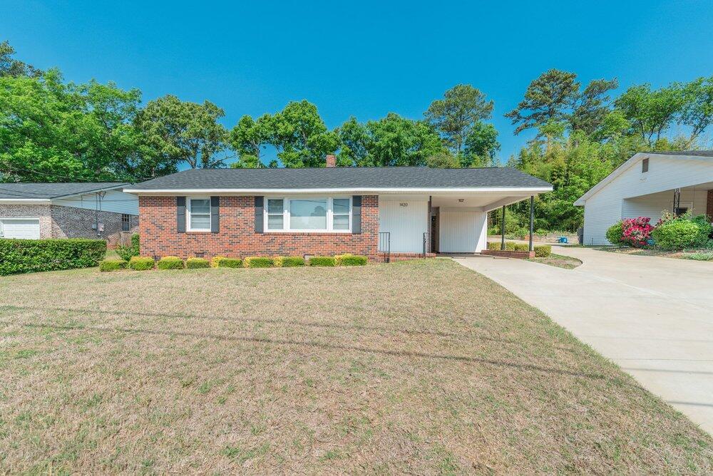 1420 Waccamaw Drive Property Photo 3