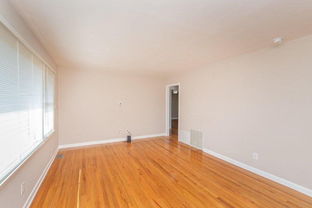 1420 Waccamaw Drive Property Photo 10