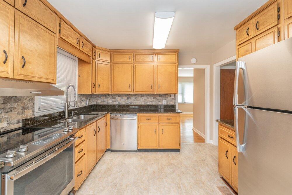 1420 Waccamaw Drive Property Photo 19