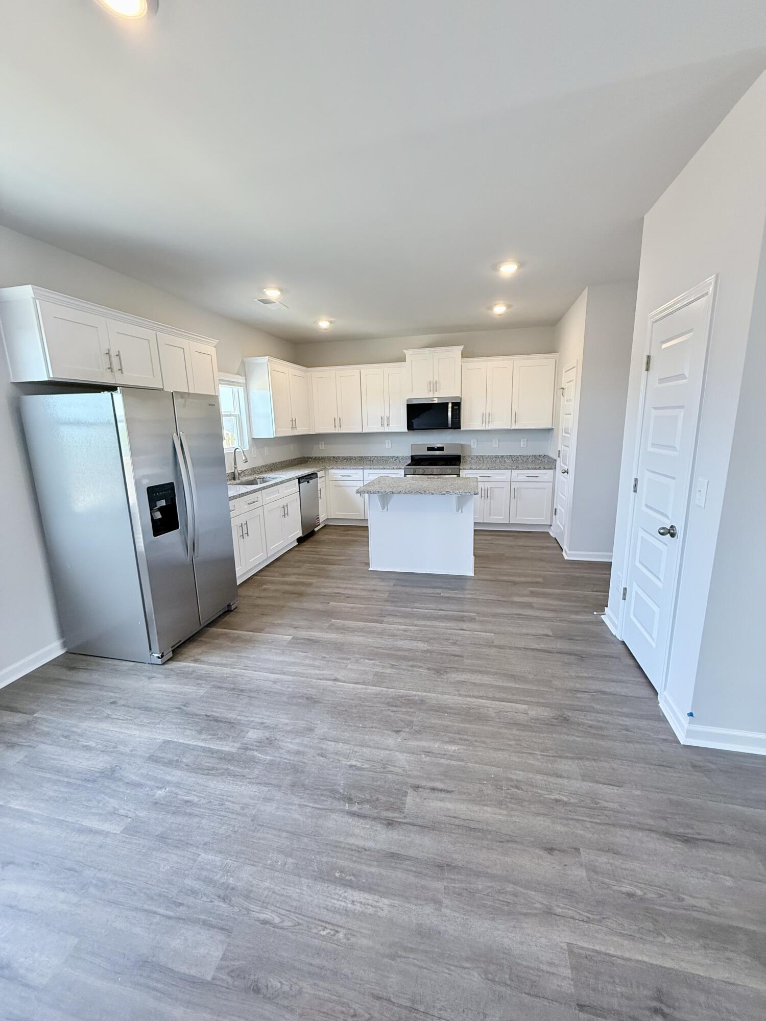 821 Dara Corners Property Photo 7