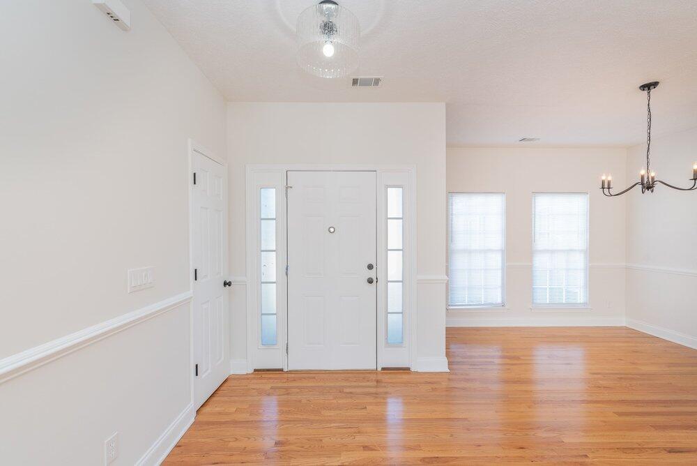 964 R And B Way Property Photo 7