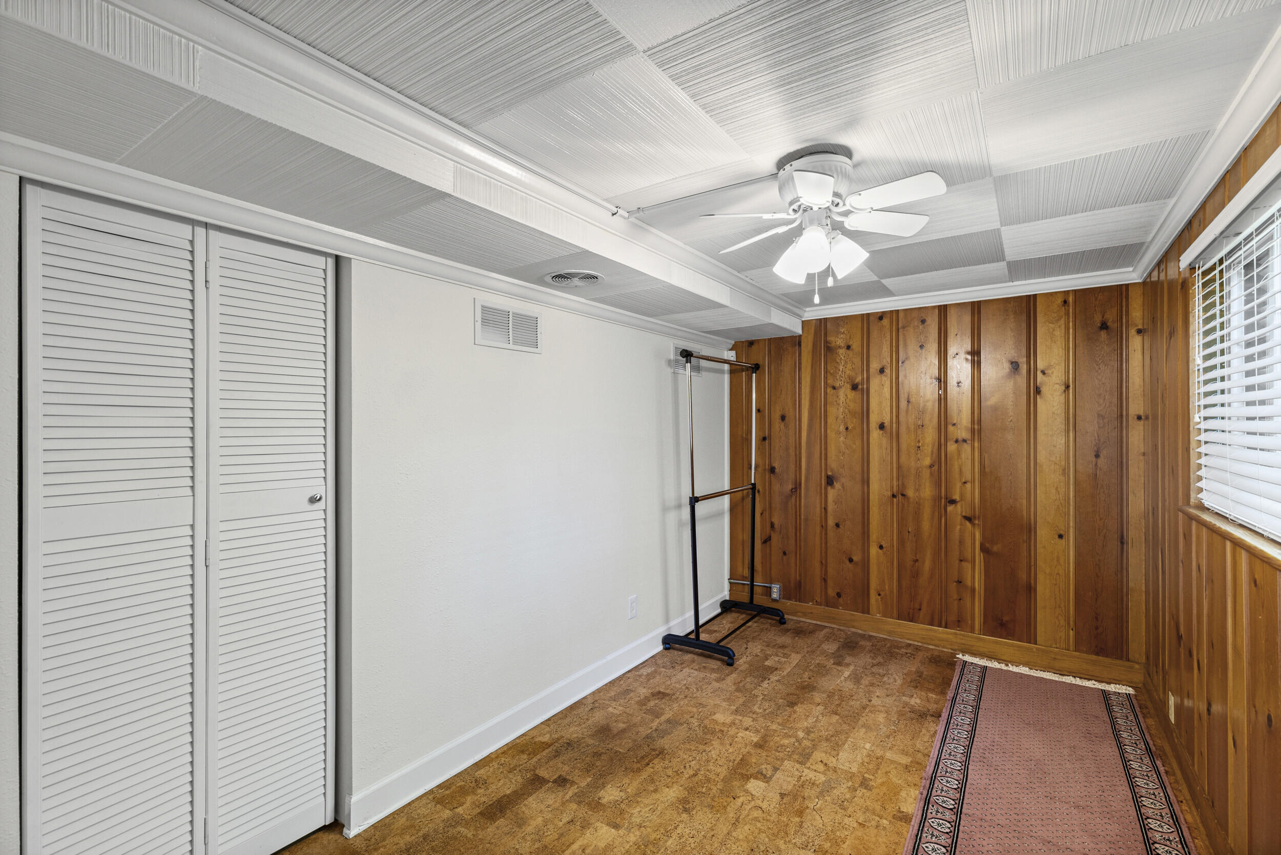 2220 Edgewood Drive Property Photo 20