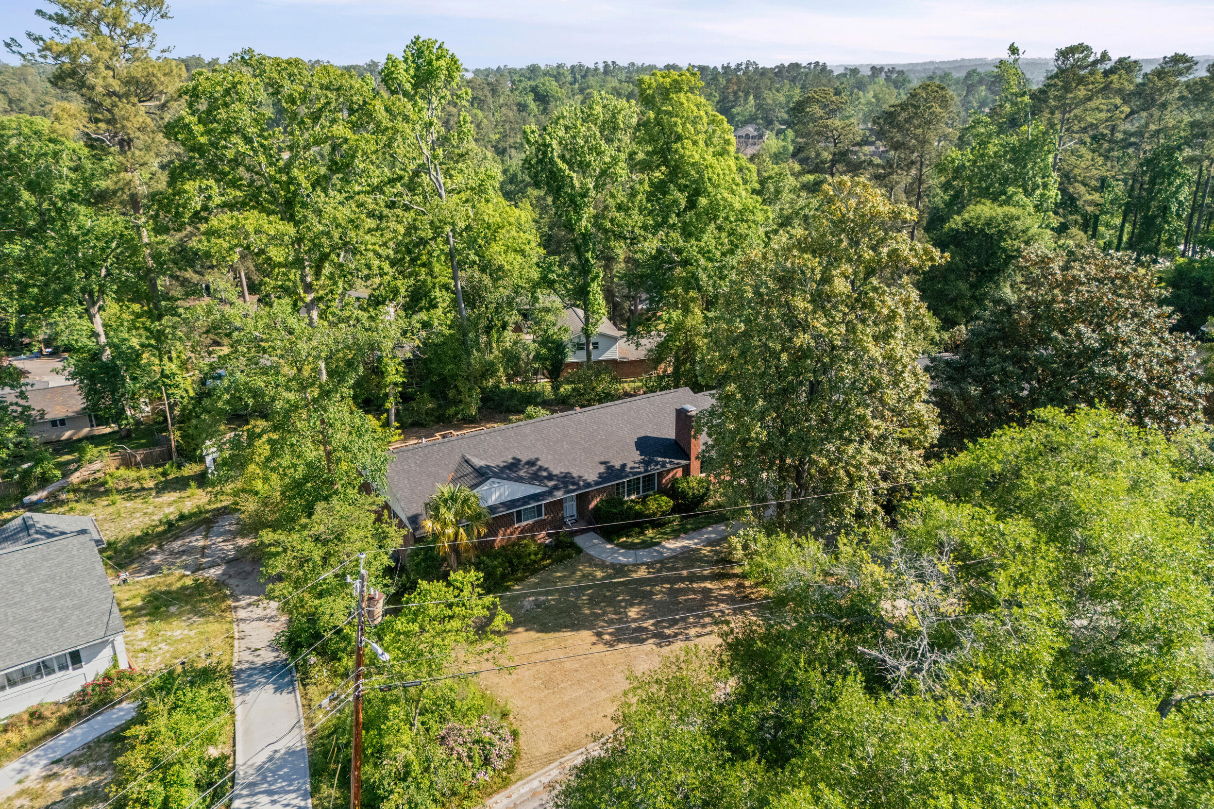 2220 Edgewood Drive Property Photo 25
