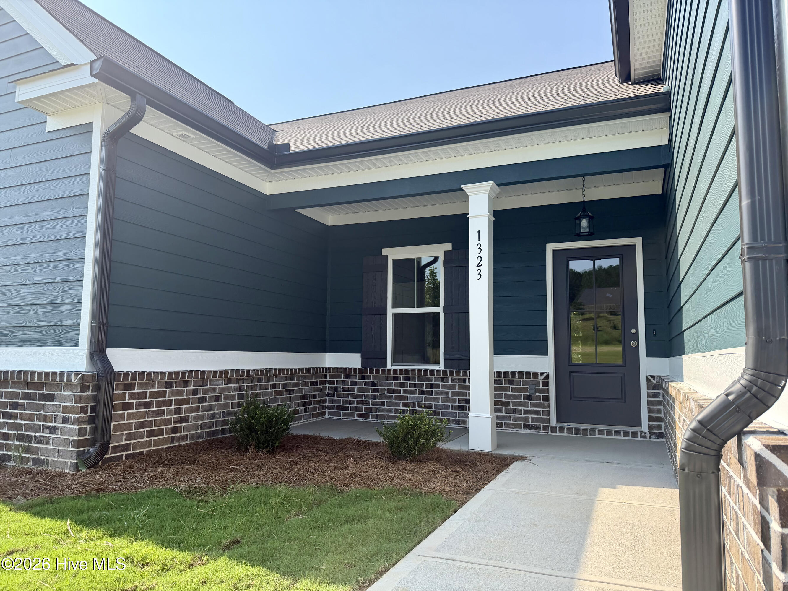 1323 Elias Station Property Photo 38