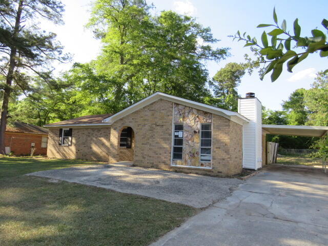 2217 Glynn Arven Court Property Photo 2