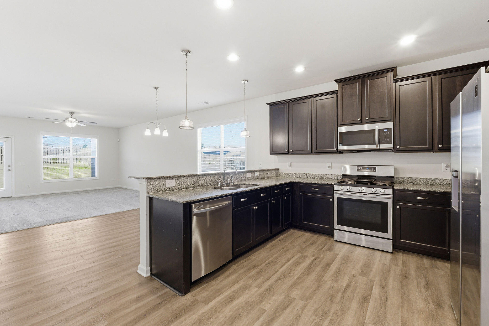 6105 Whirlaway Road Property Photo 8