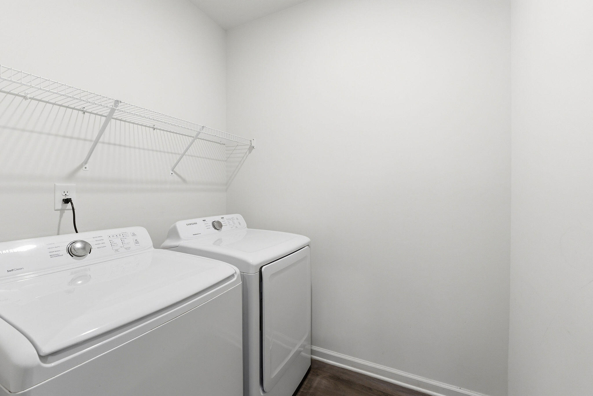 6105 Whirlaway Road Property Photo 12