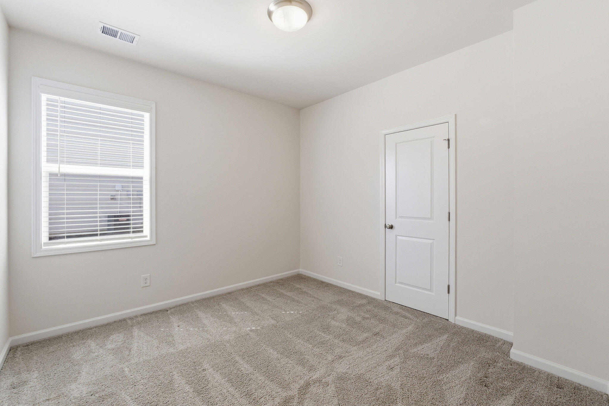 6105 Whirlaway Road Property Photo 16