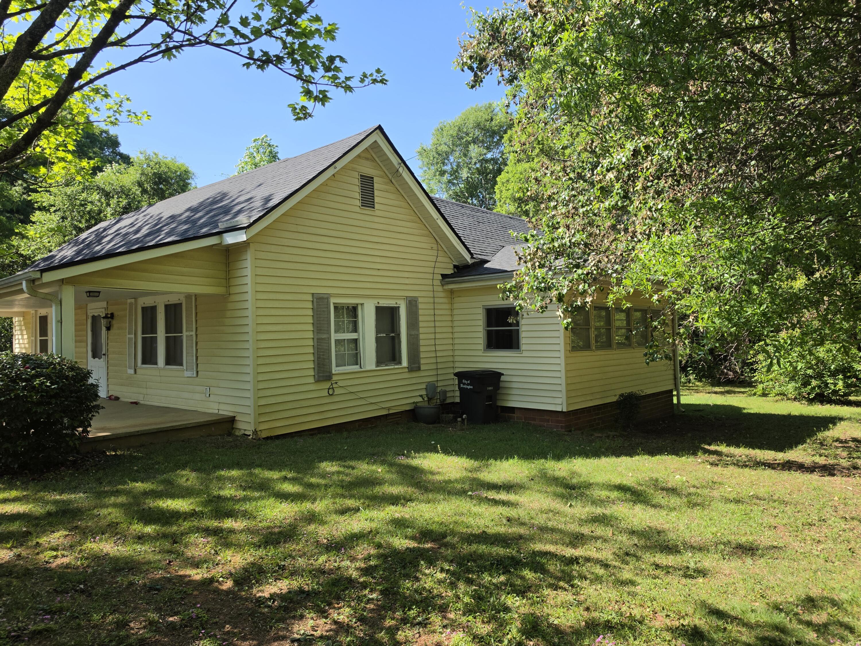 109 Springdale Drive Property Photo 3