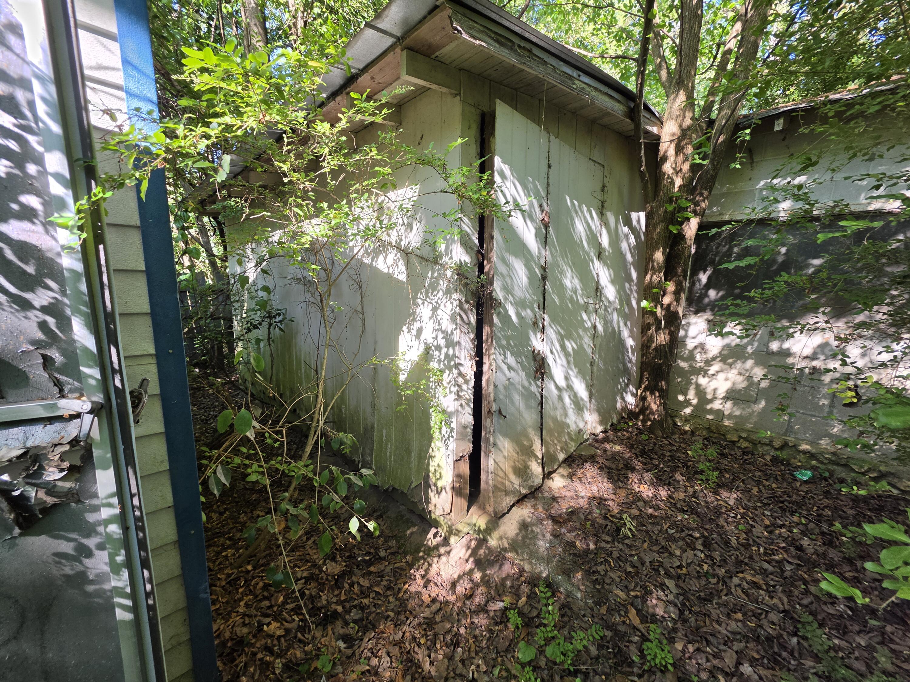 109 Springdale Drive Property Photo 33