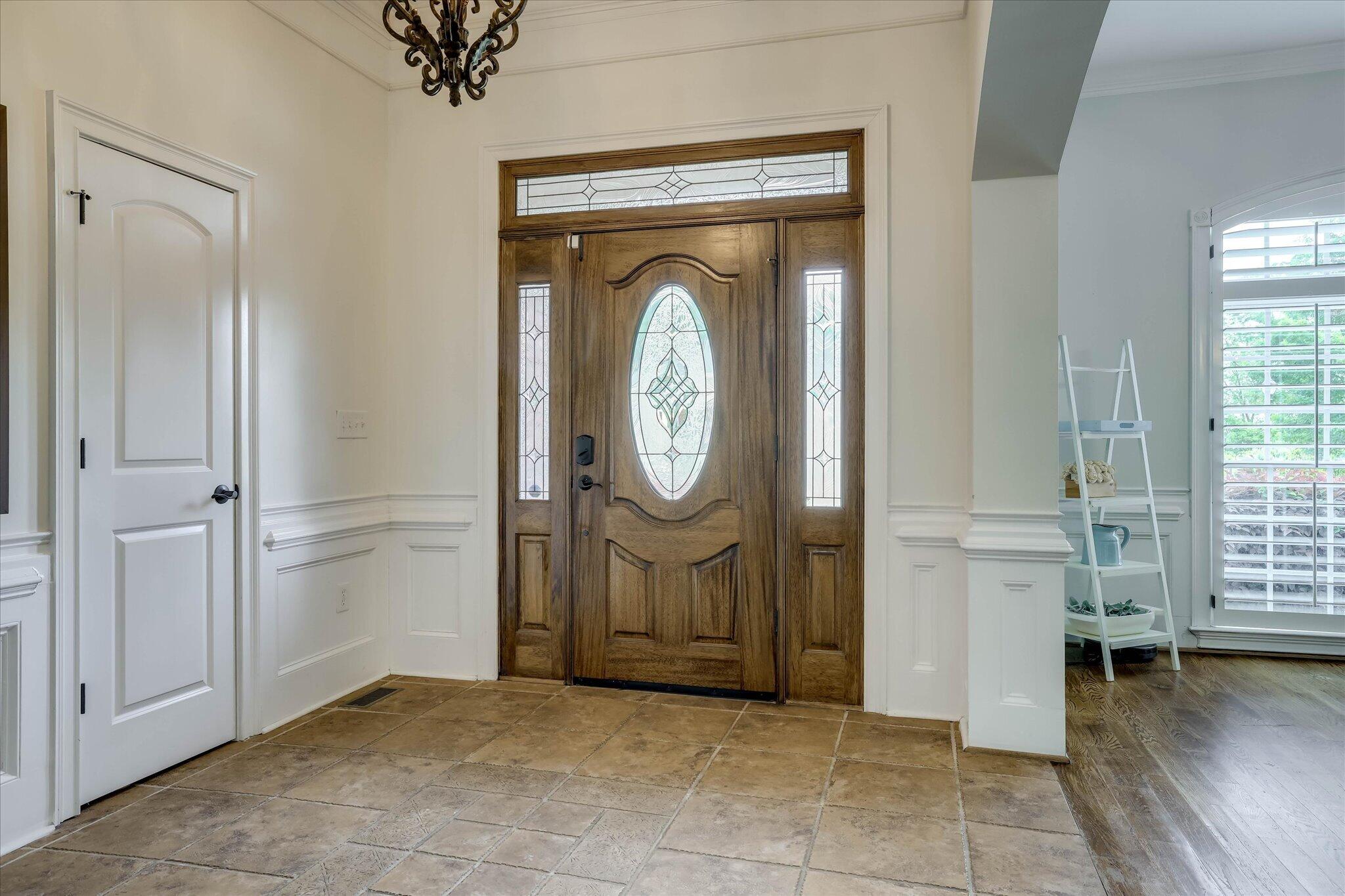 645 Emerald Crossing Property Photo 5