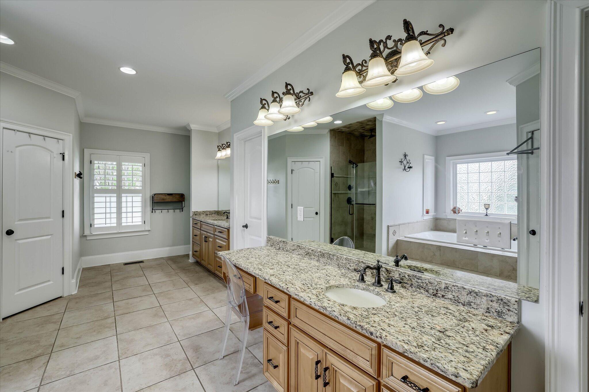 645 Emerald Crossing Property Photo 27