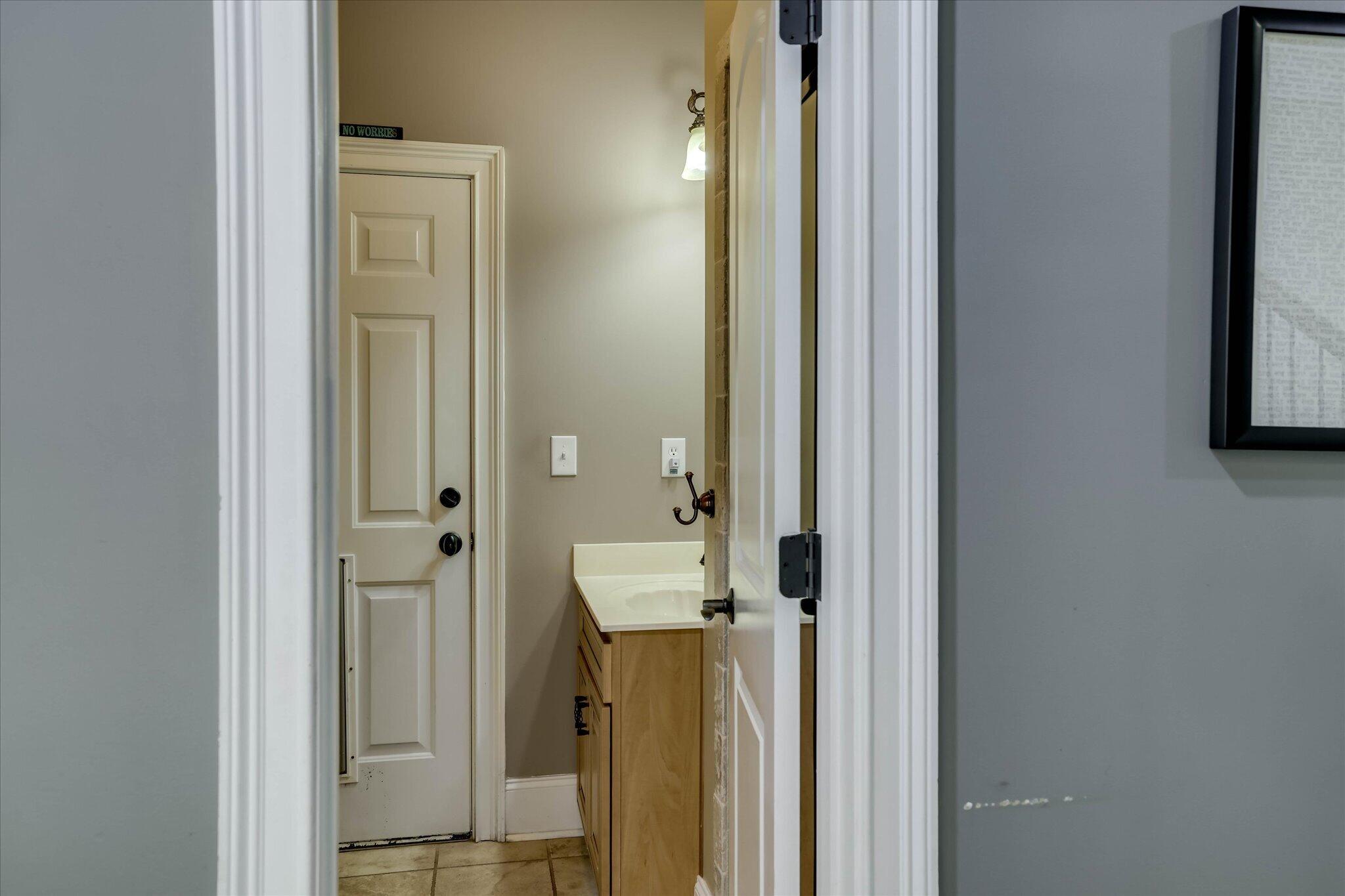 645 Emerald Crossing Property Photo 37