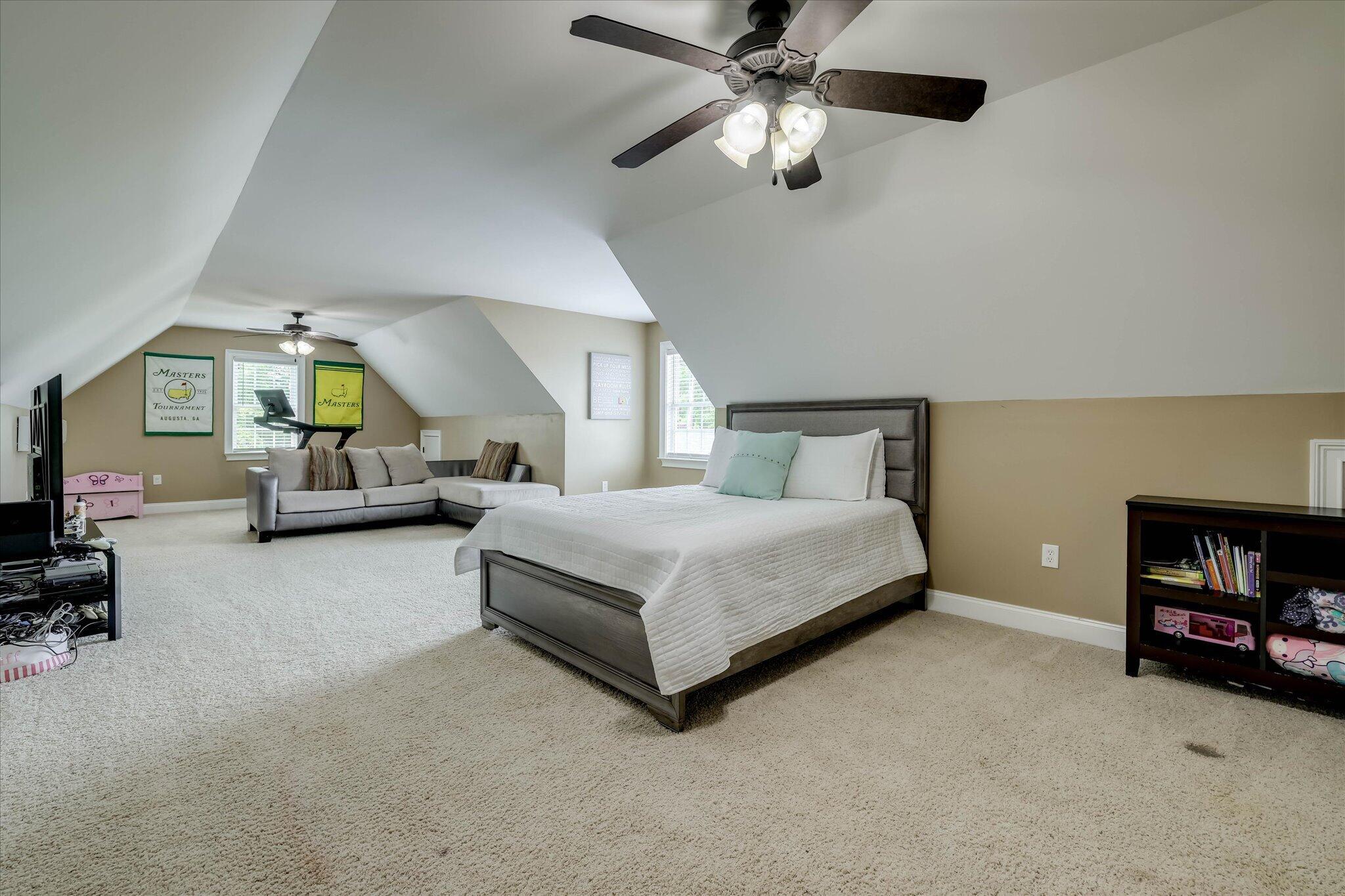 645 Emerald Crossing Property Photo 41
