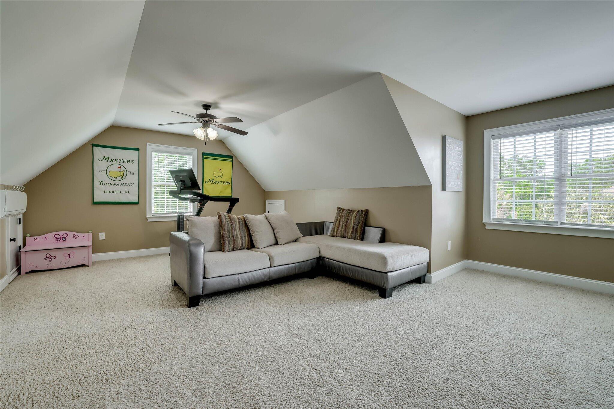 645 Emerald Crossing Property Photo 42