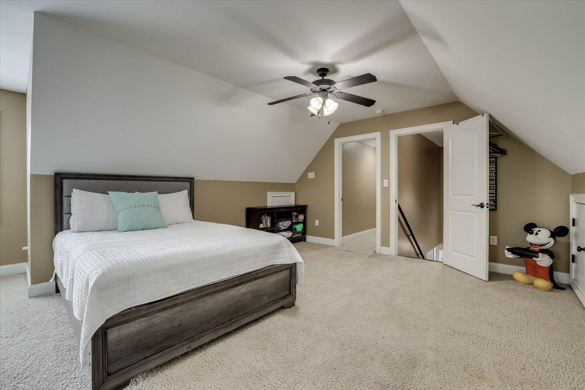 645 Emerald Crossing Property Photo 44