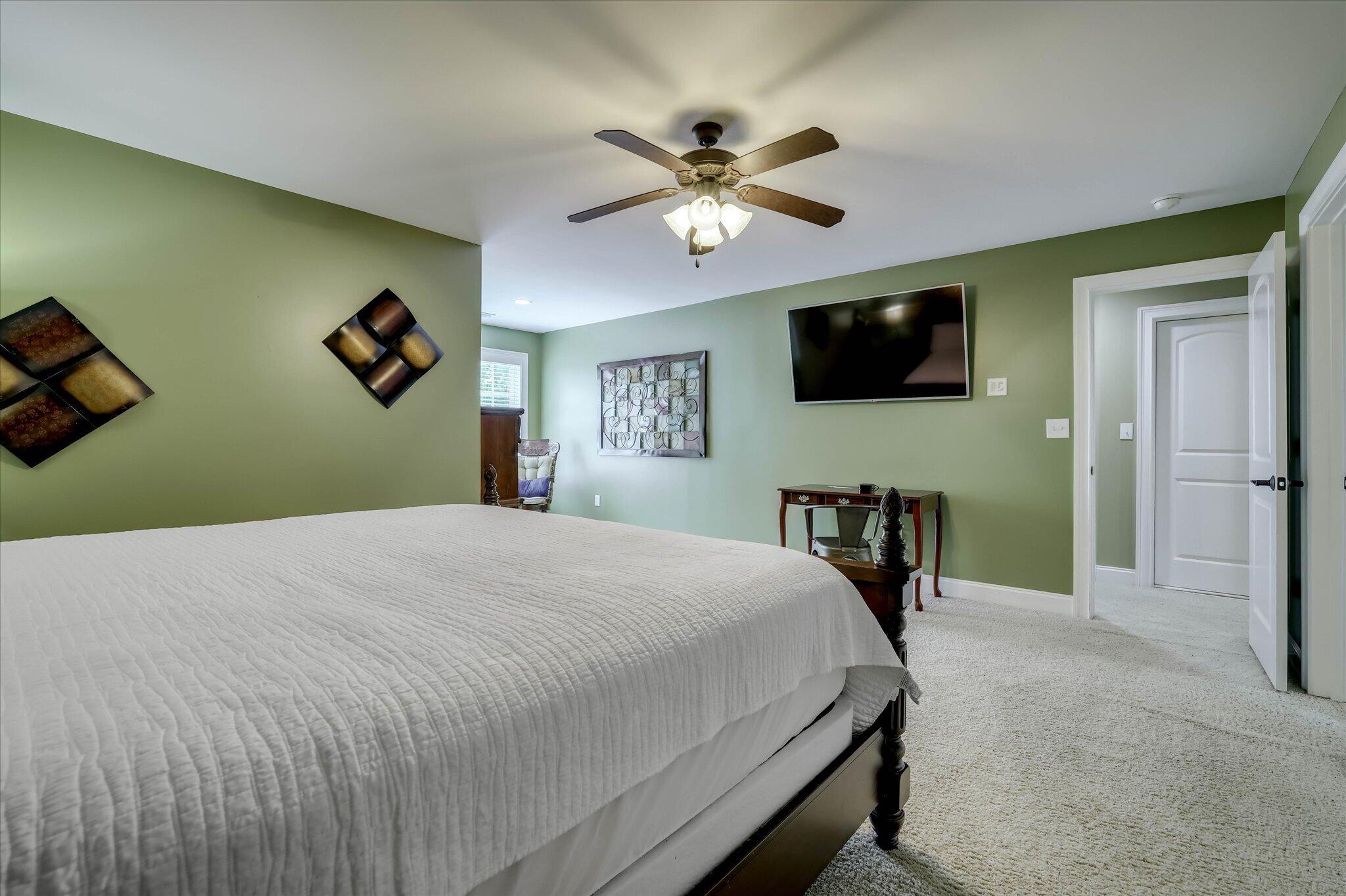 645 Emerald Crossing Property Photo 53