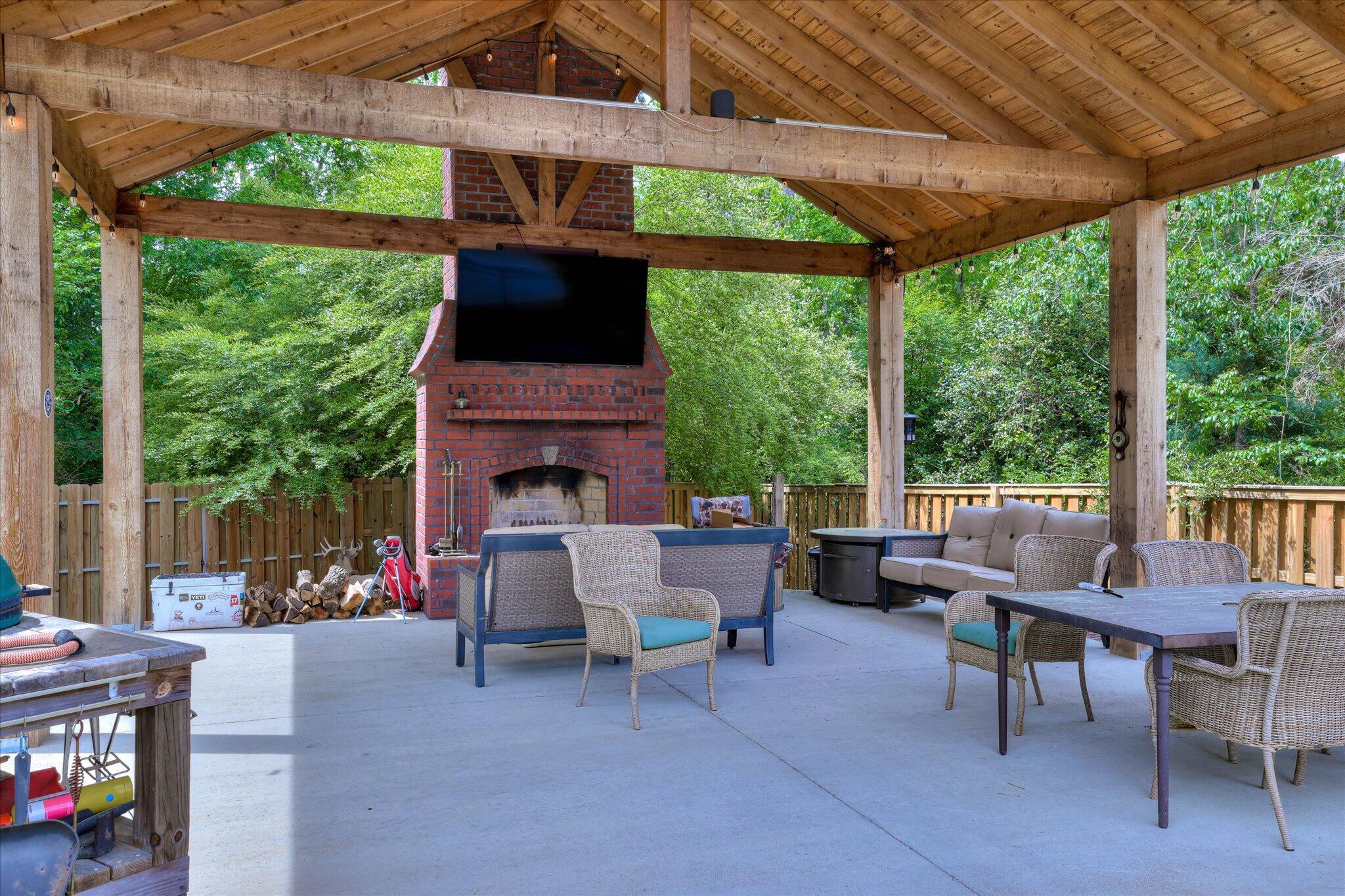 645 Emerald Crossing Property Photo 57