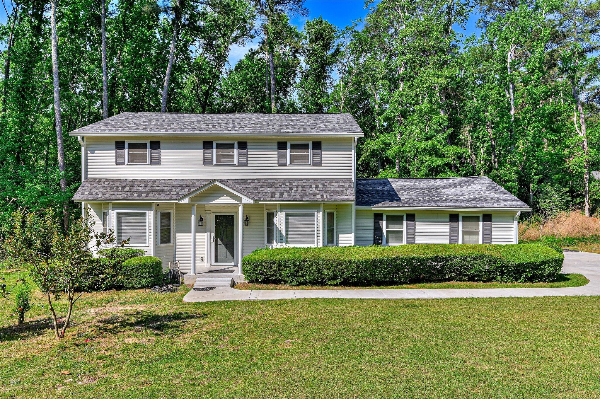 2015 Country Club Hills Drive Property Photo 1