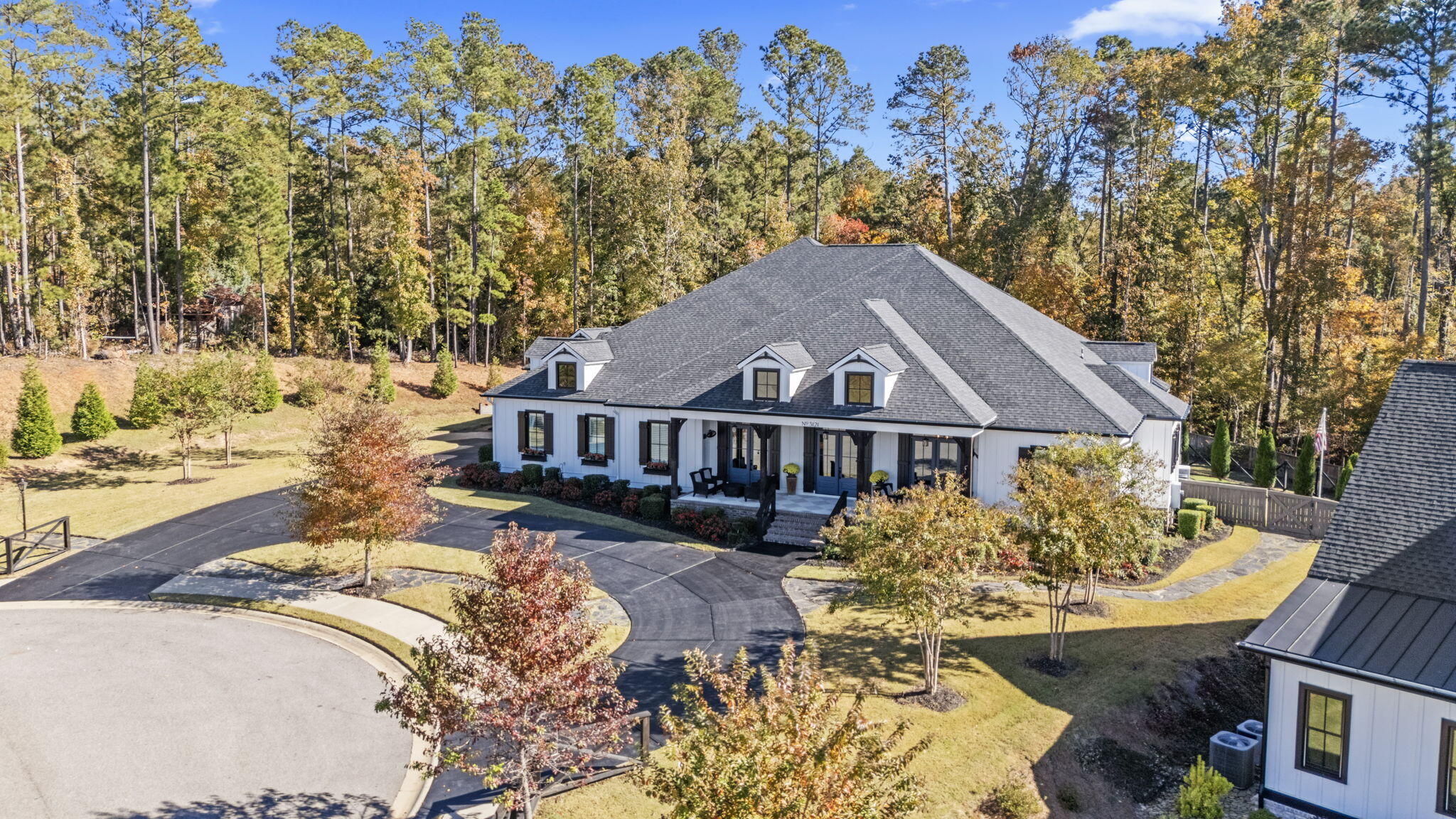 3121 Carillon Way Property Photo 4