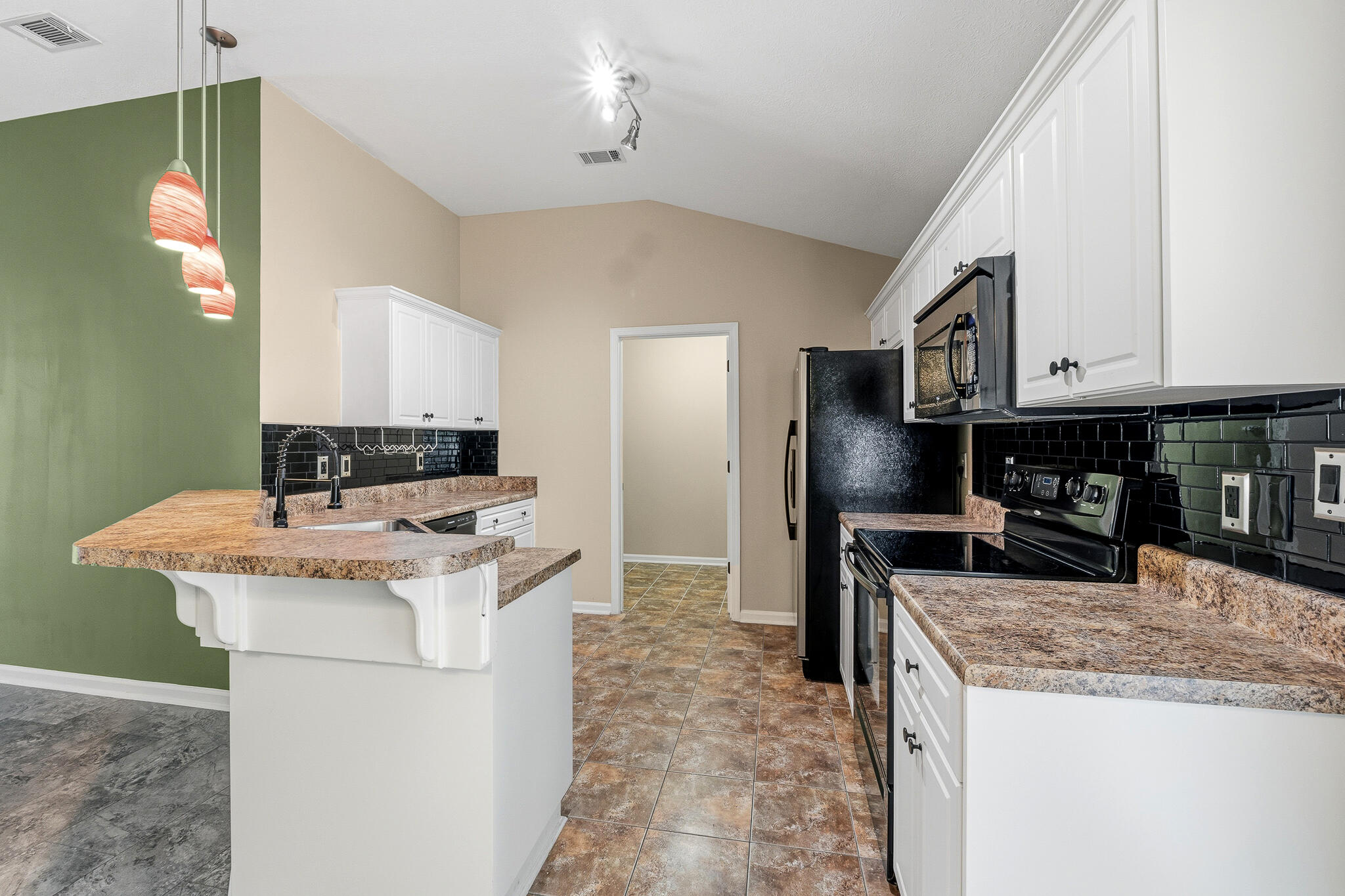 3124 Saint Charles Avenue Property Photo 6