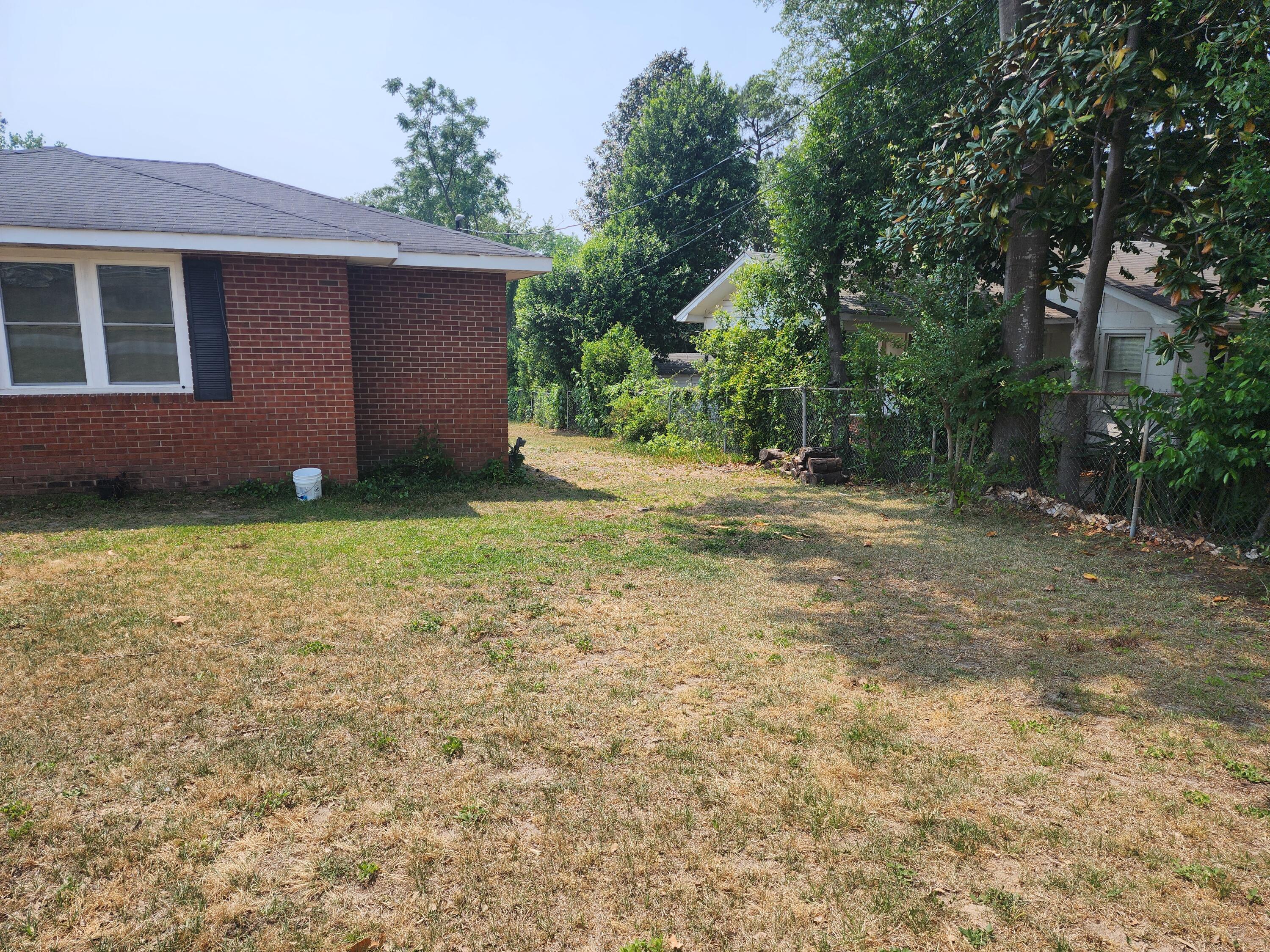 208 Edgewood Drive Property Photo 20