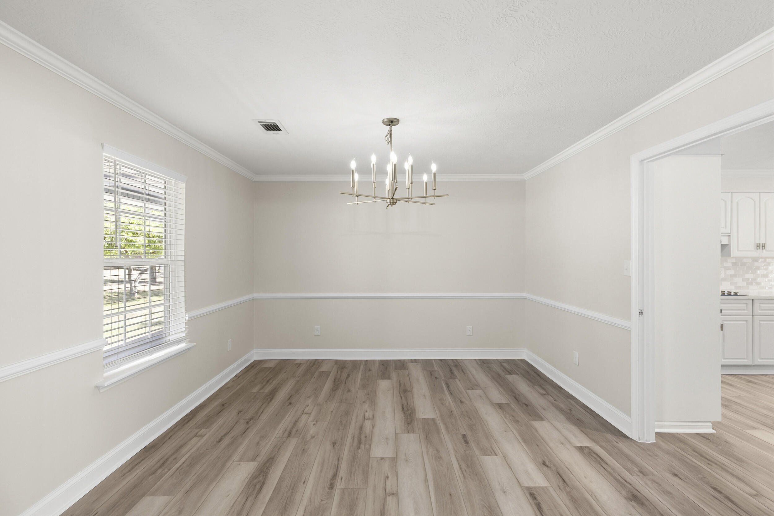 829 Murrah Road Property Photo 8