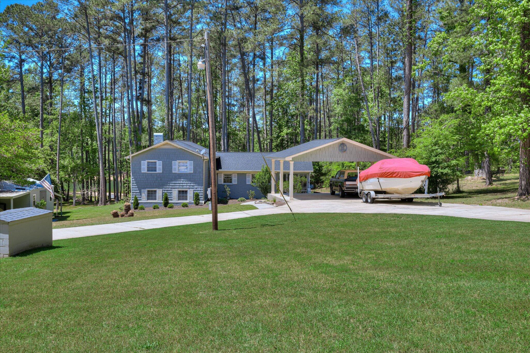 3231 Bay Shore Drive Property Photo 2