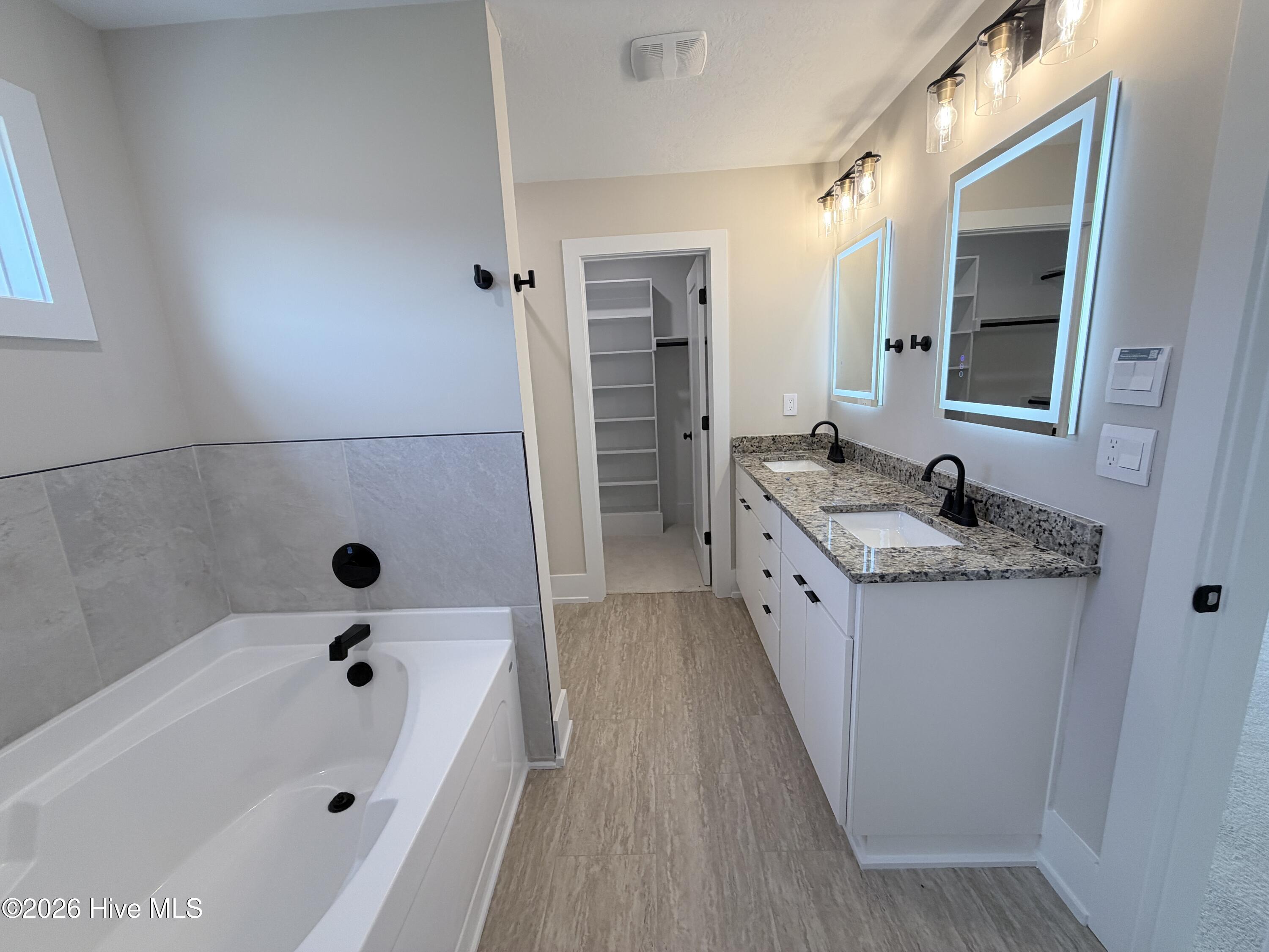 8548 Bannock Circle Property Photo 11