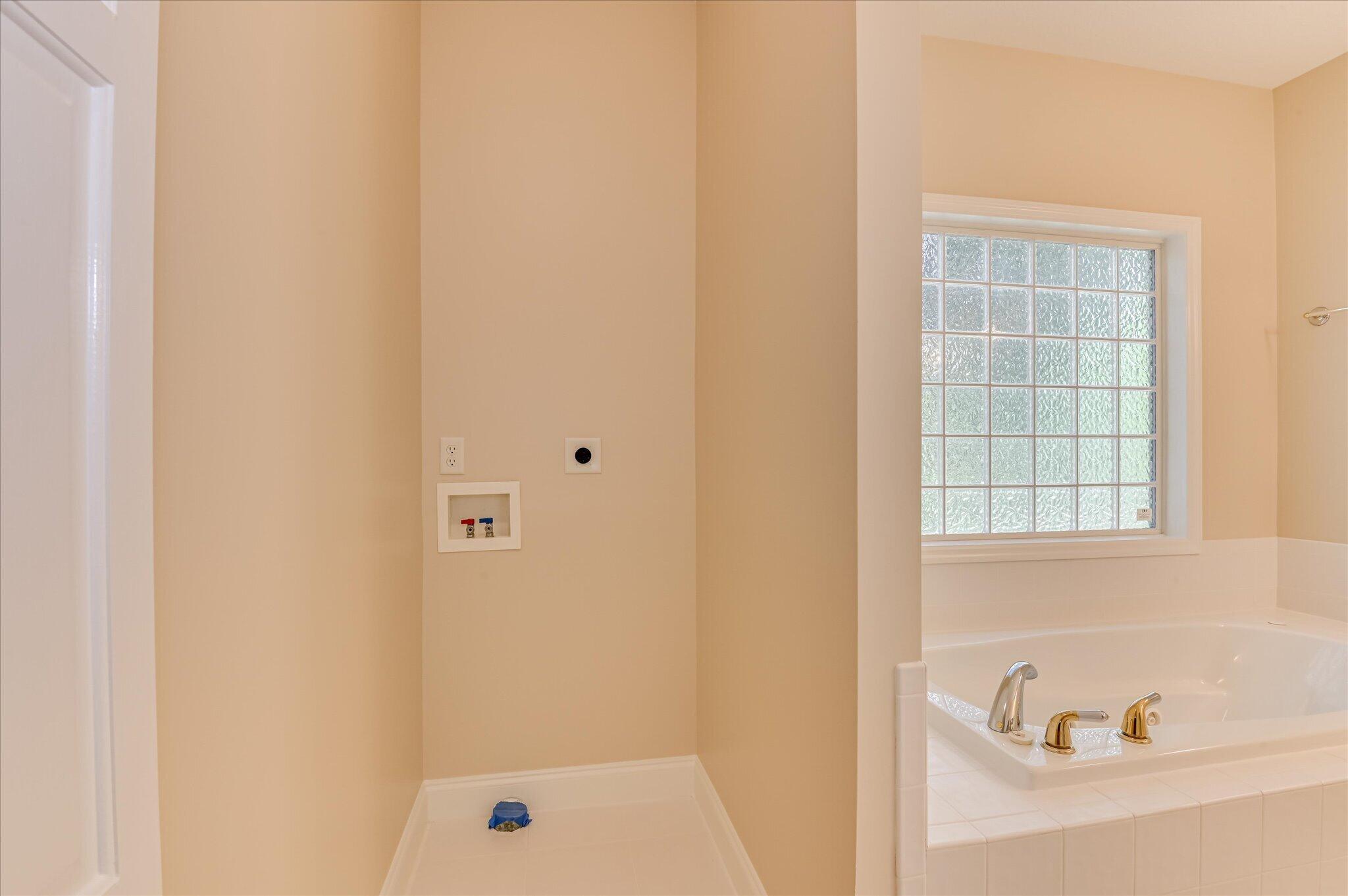 356 Gardenia Drive Property Photo 31