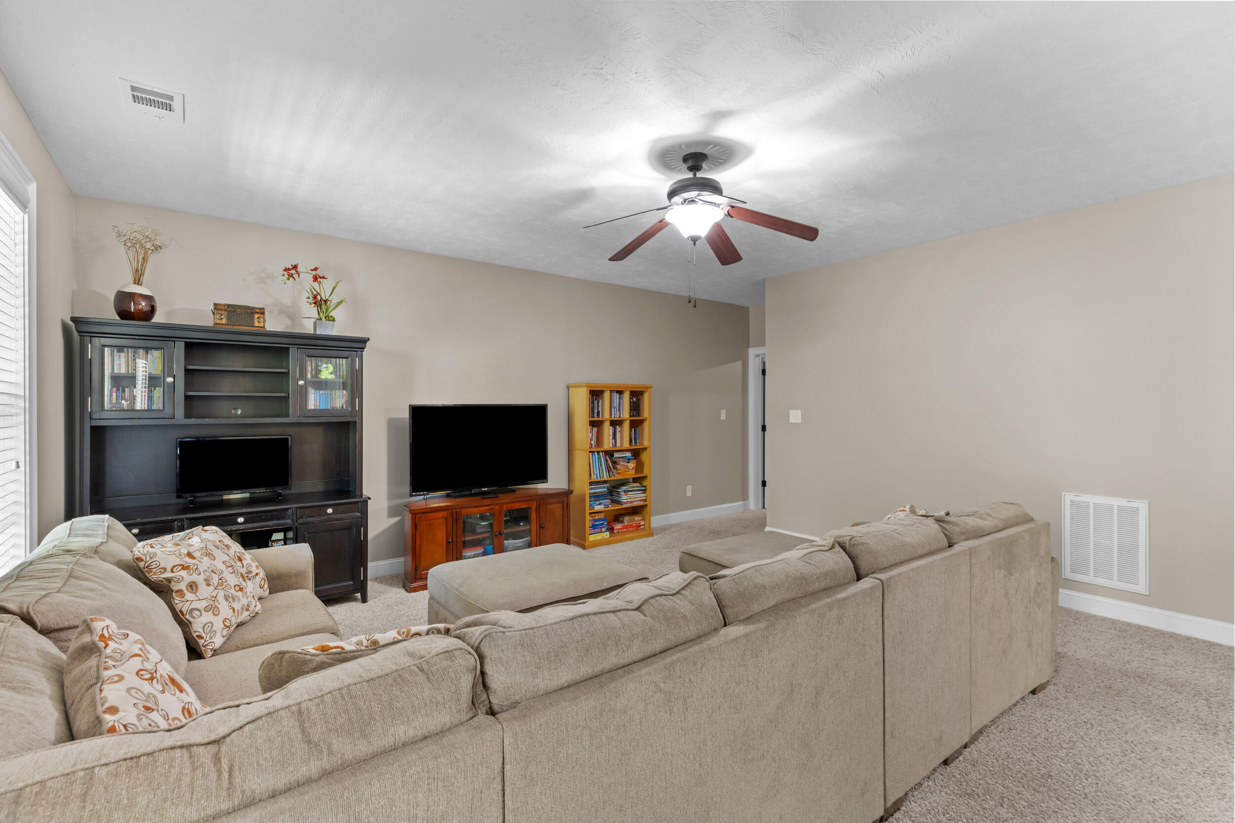 845 Glencoe Way Property Photo 23