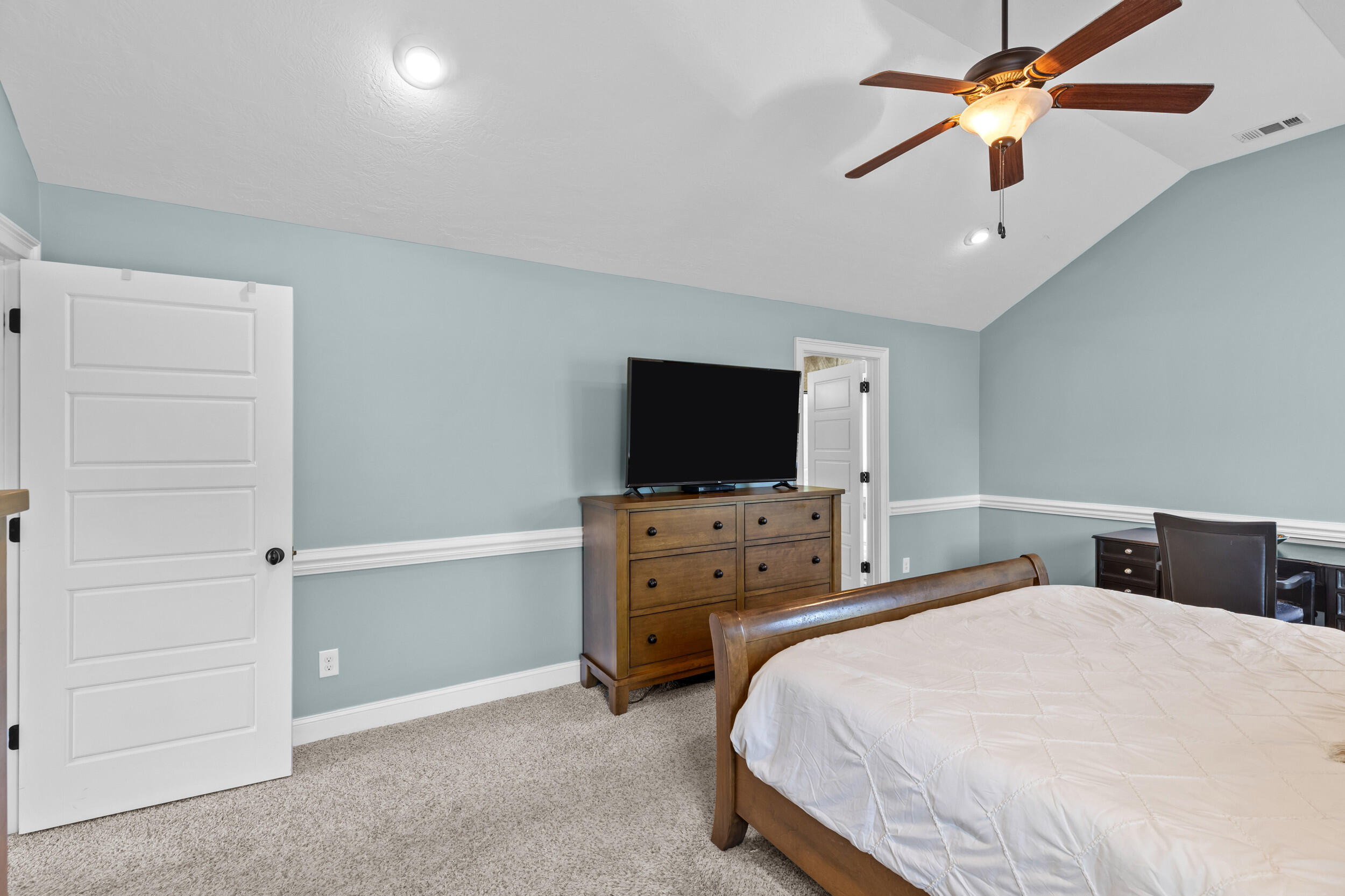 845 Glencoe Way Property Photo 27
