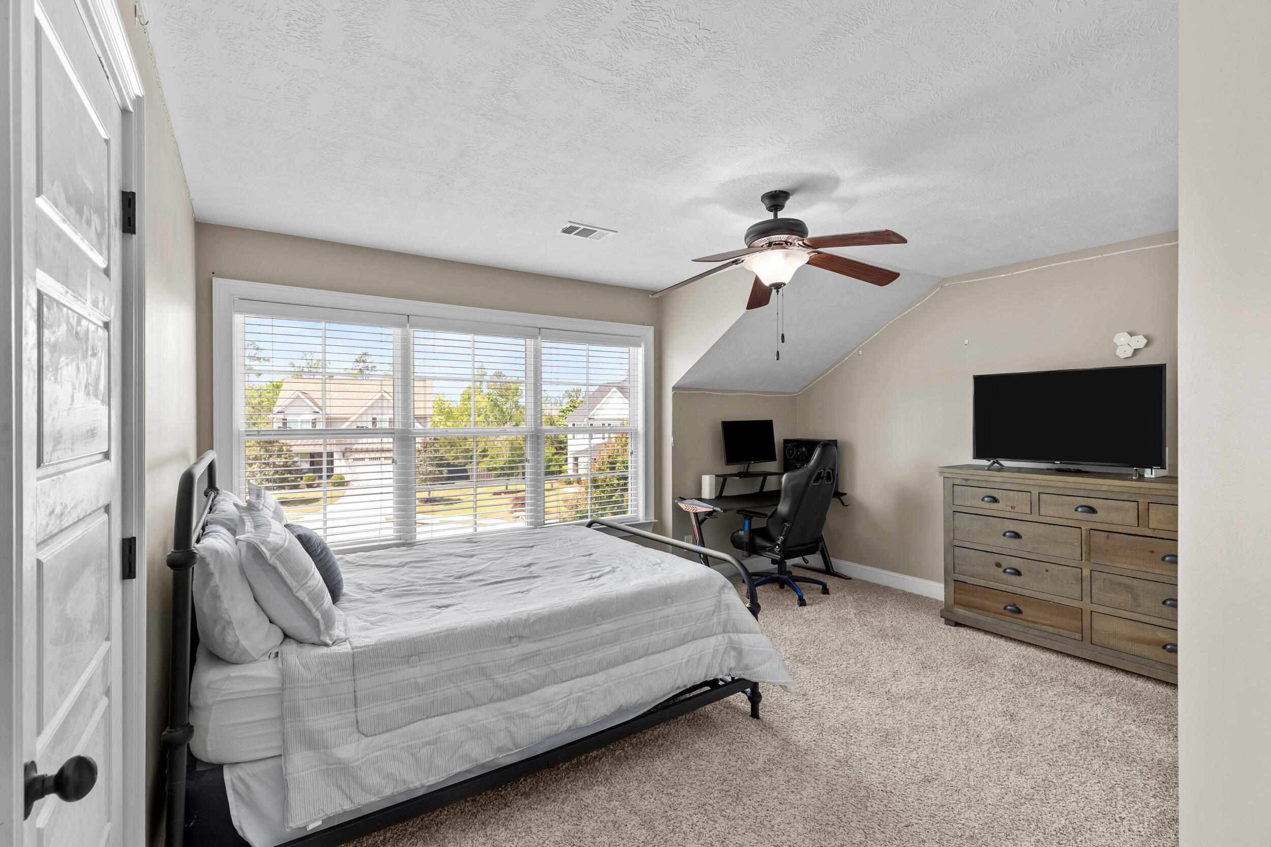 845 Glencoe Way Property Photo 33