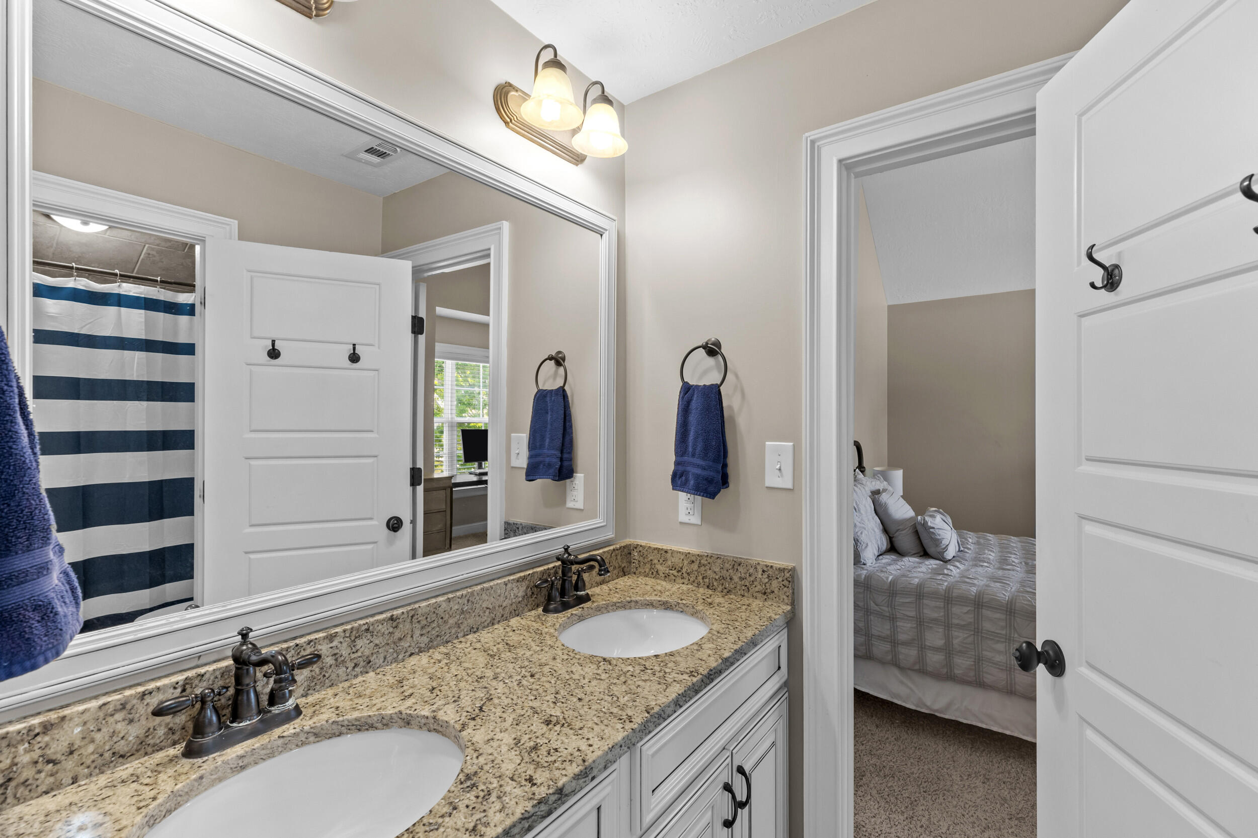 845 Glencoe Way Property Photo 35