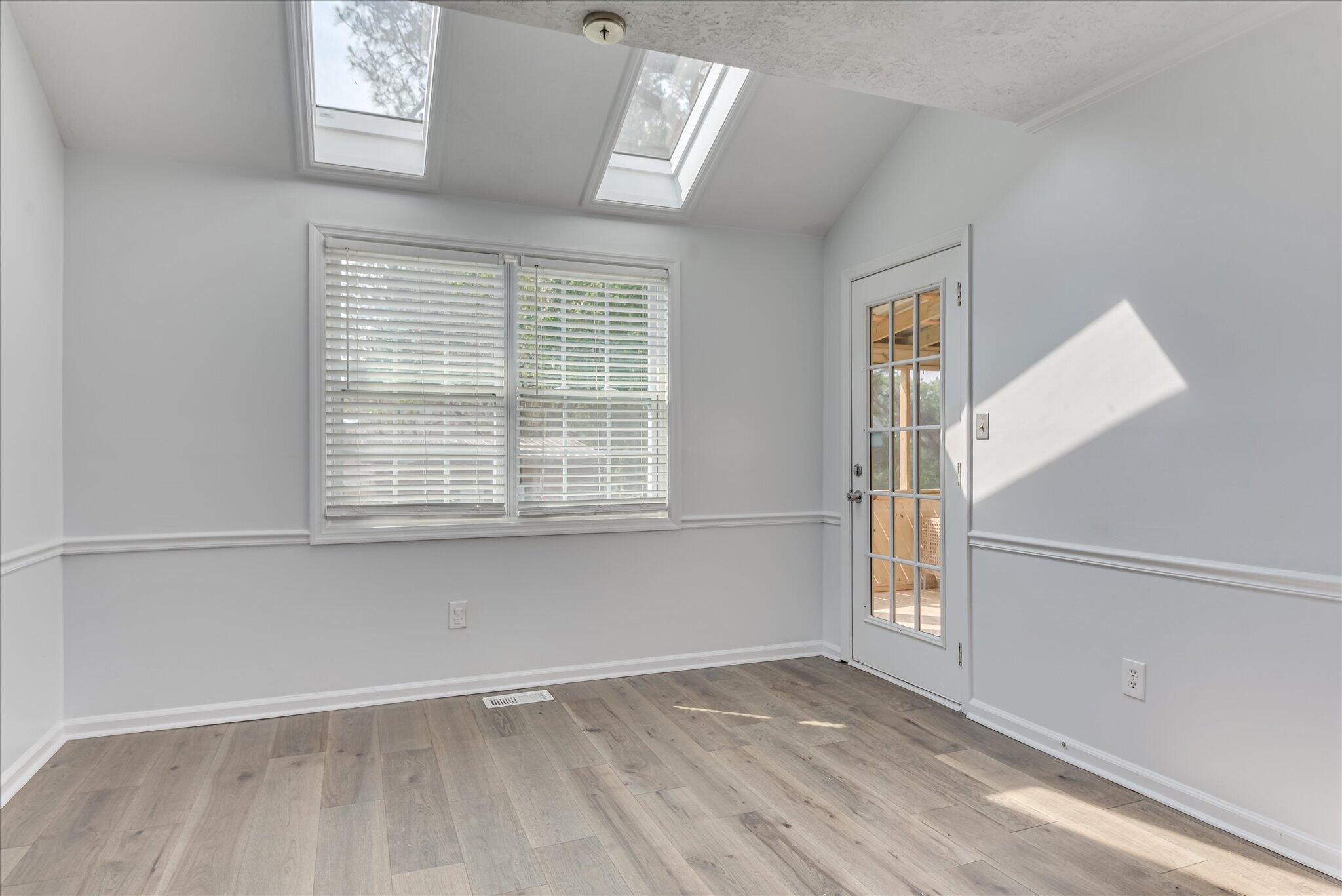 3840 Forest Creek Way Property Photo 15