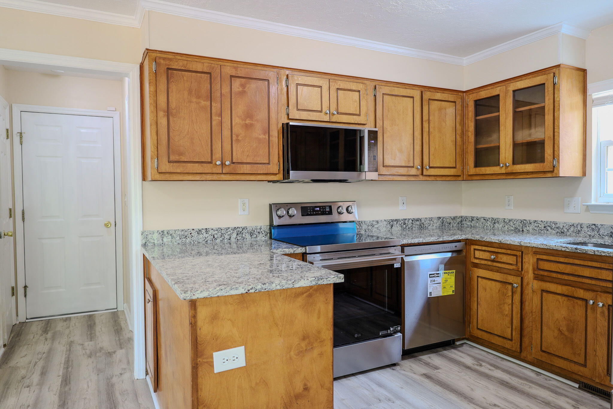 312 Scarlett Court Property Photo 18